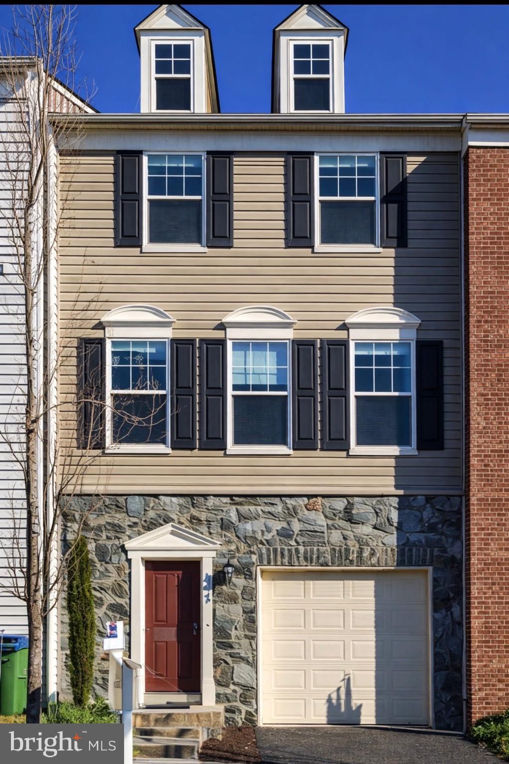 THE VILLAGE AT WOODSTREAM - Residential