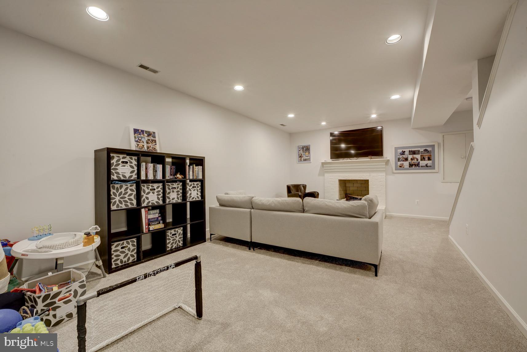ROCK CREEK FOREST - Residential