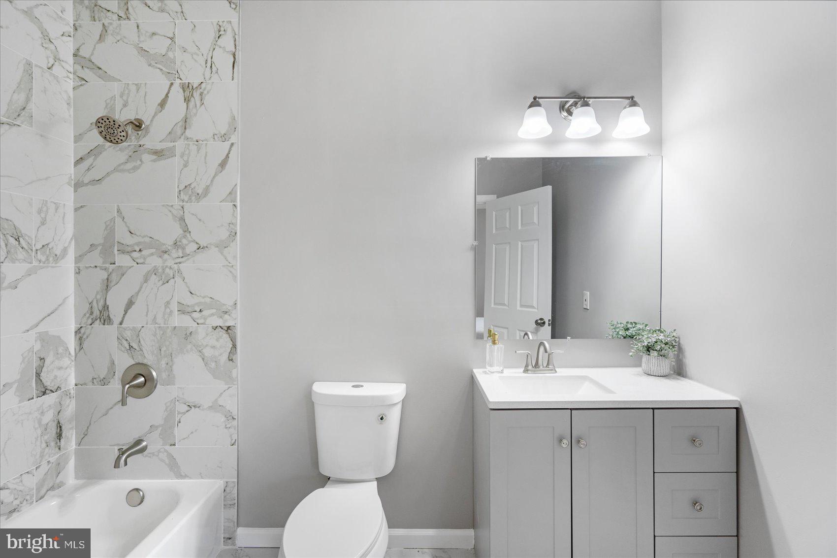 WINDSOR HILLS - Residential