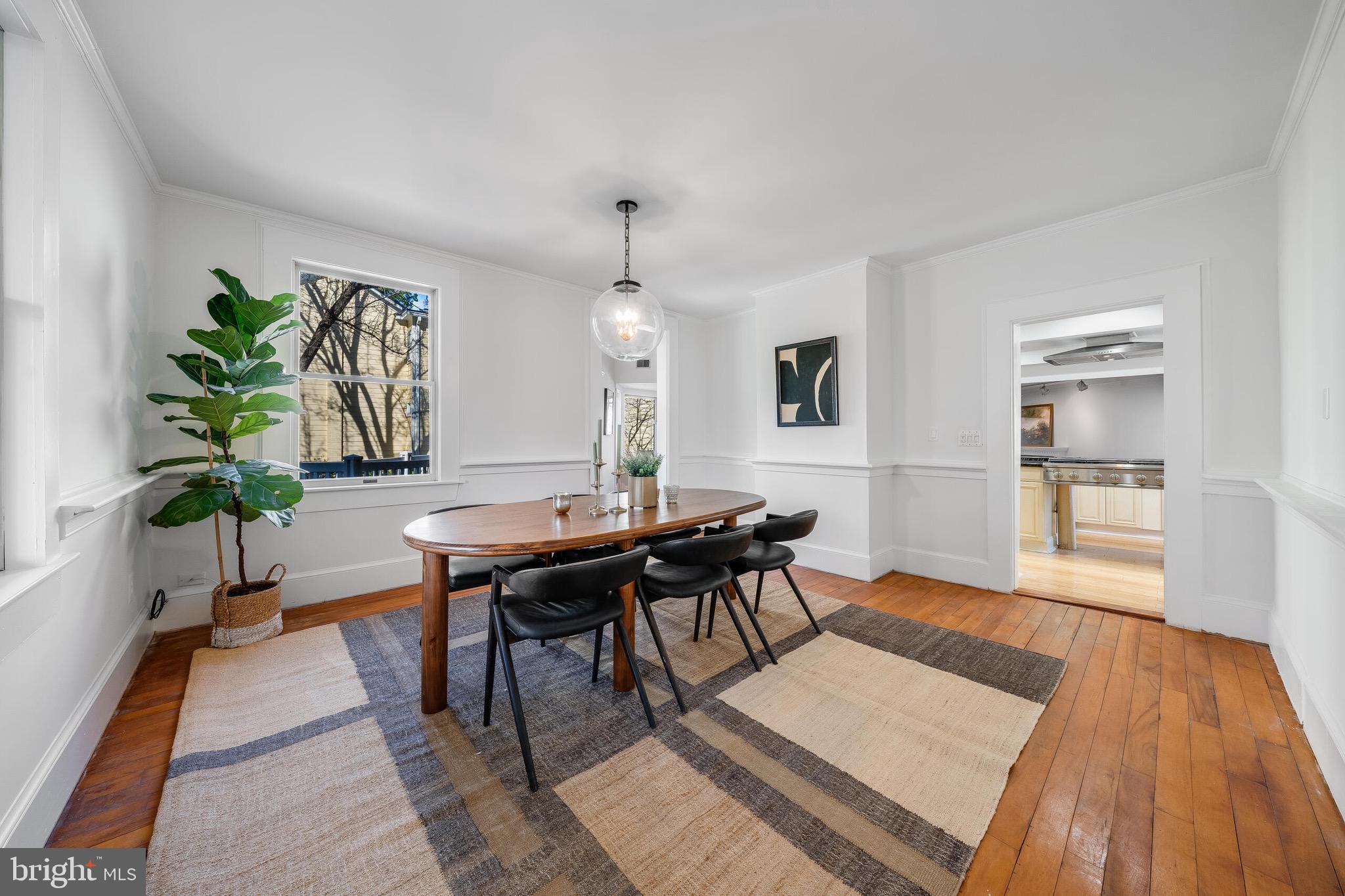 LEESBURG TOWN - Residential