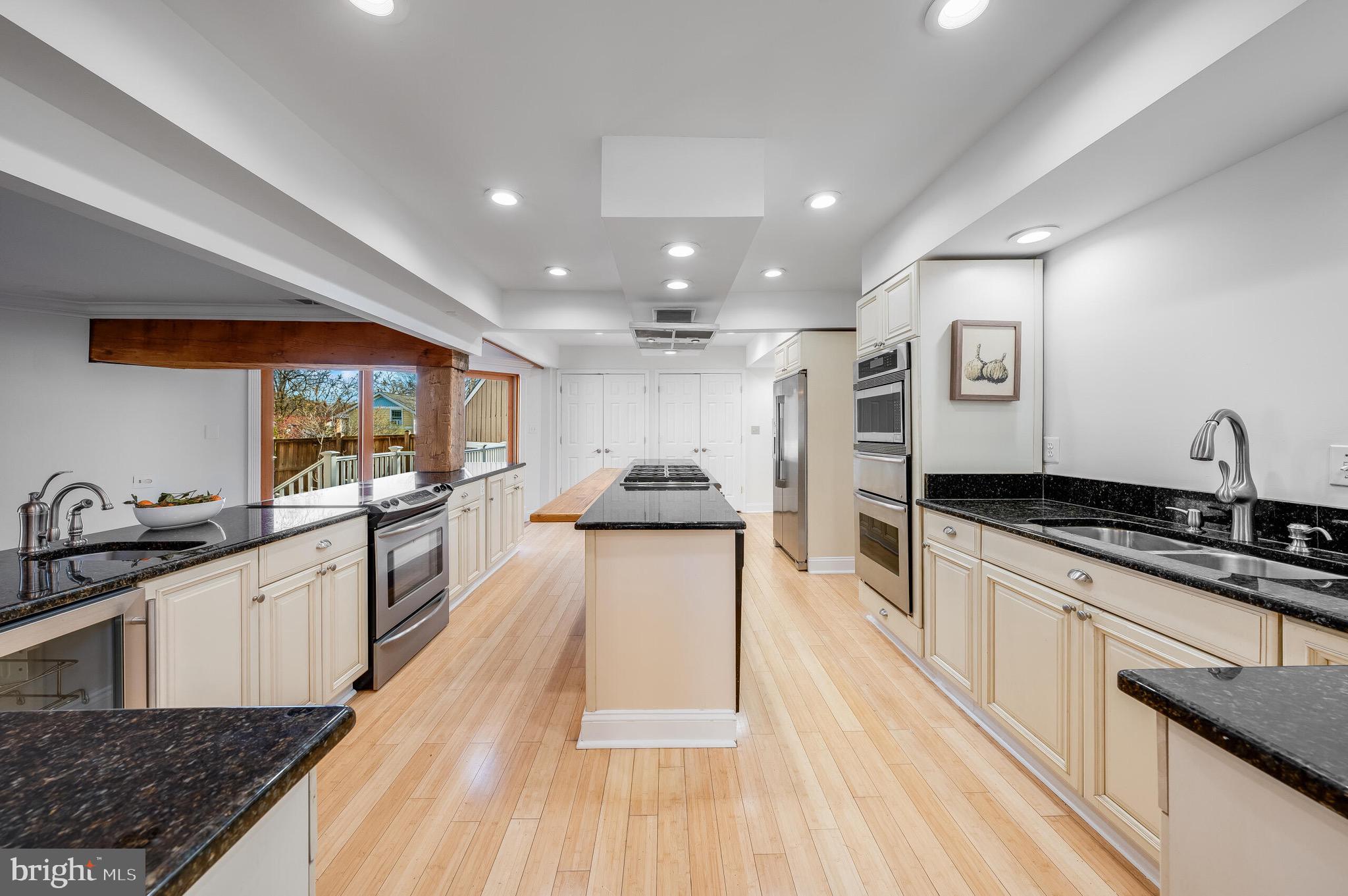LEESBURG TOWN - Residential