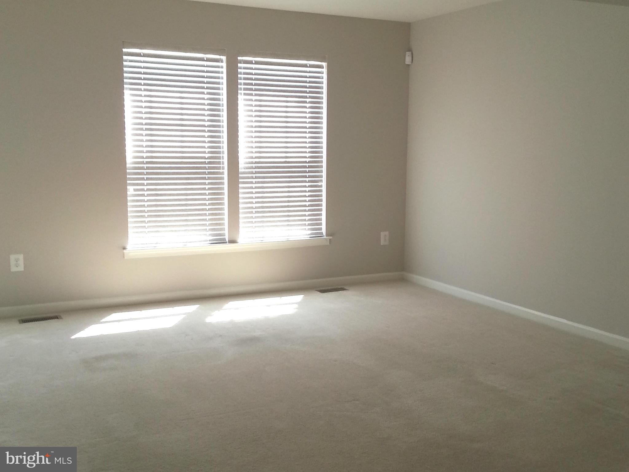 LAKELAND PLACE - Residential