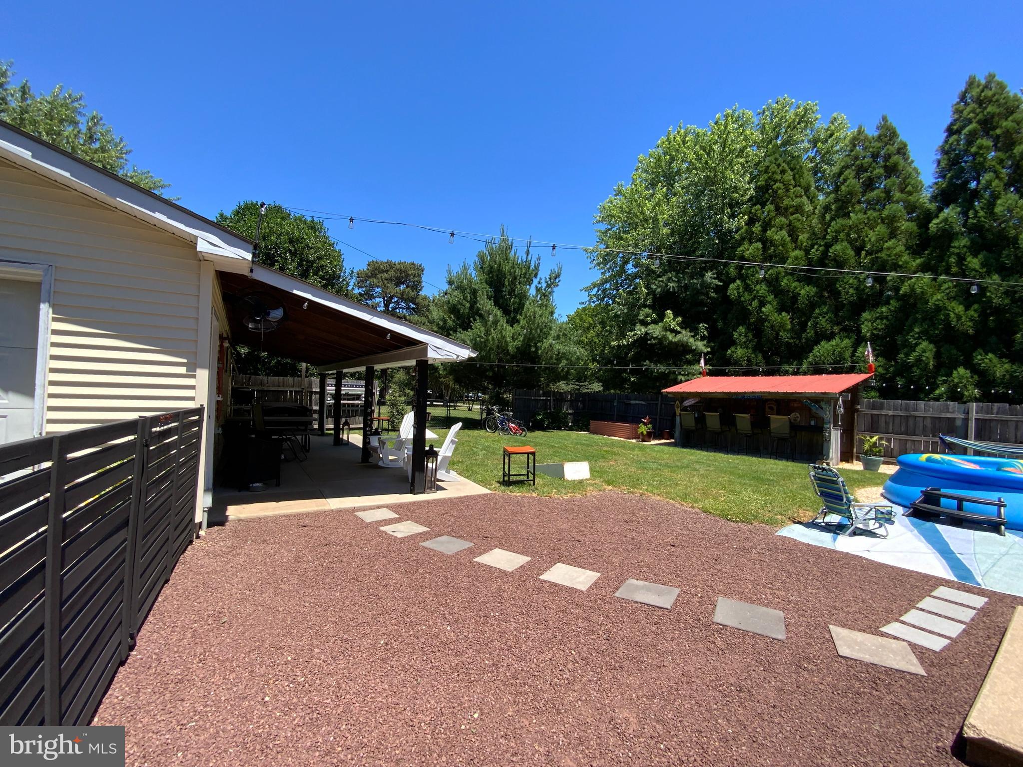 ROCK HALL - Residential