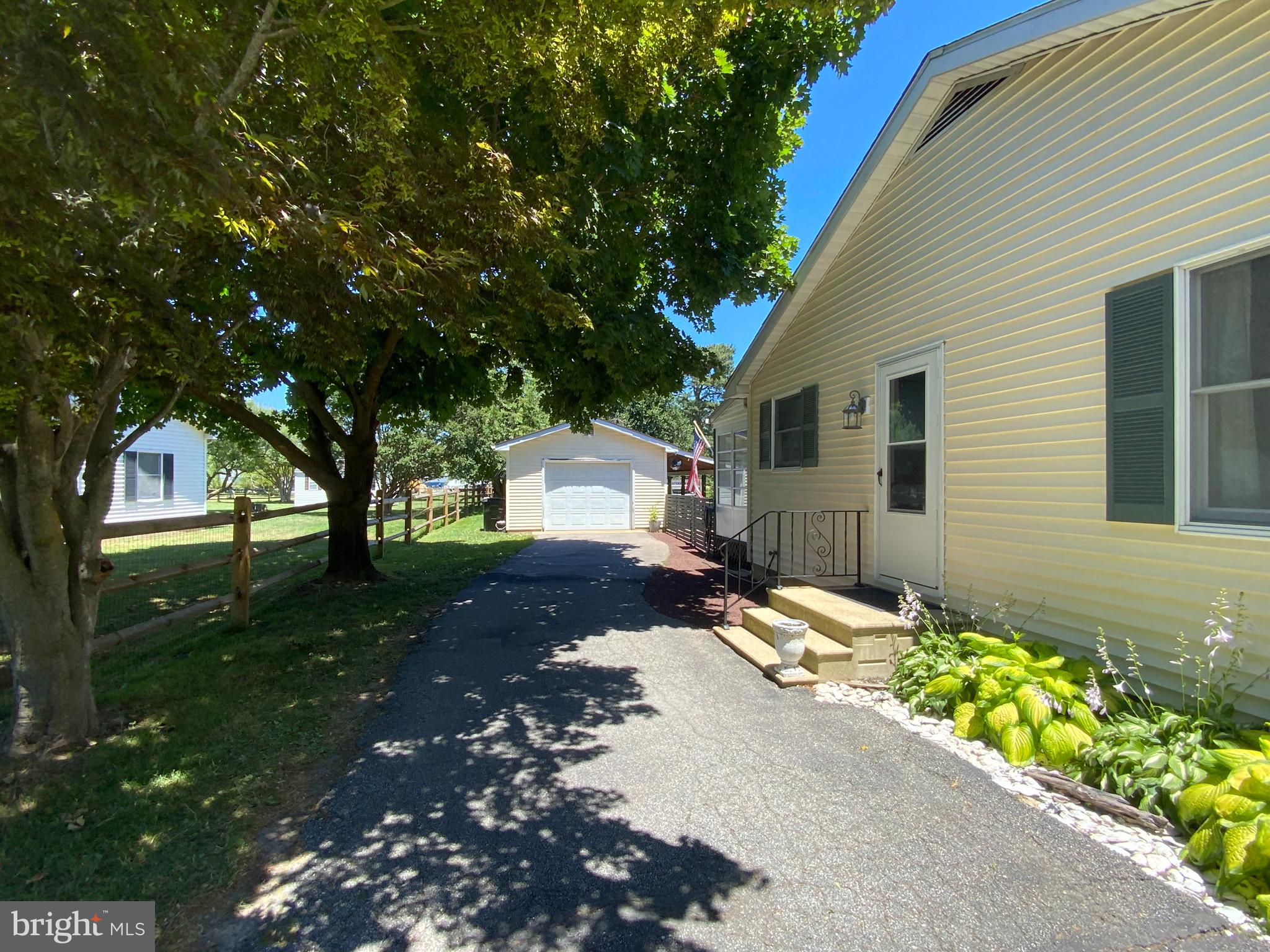 ROCK HALL - Residential