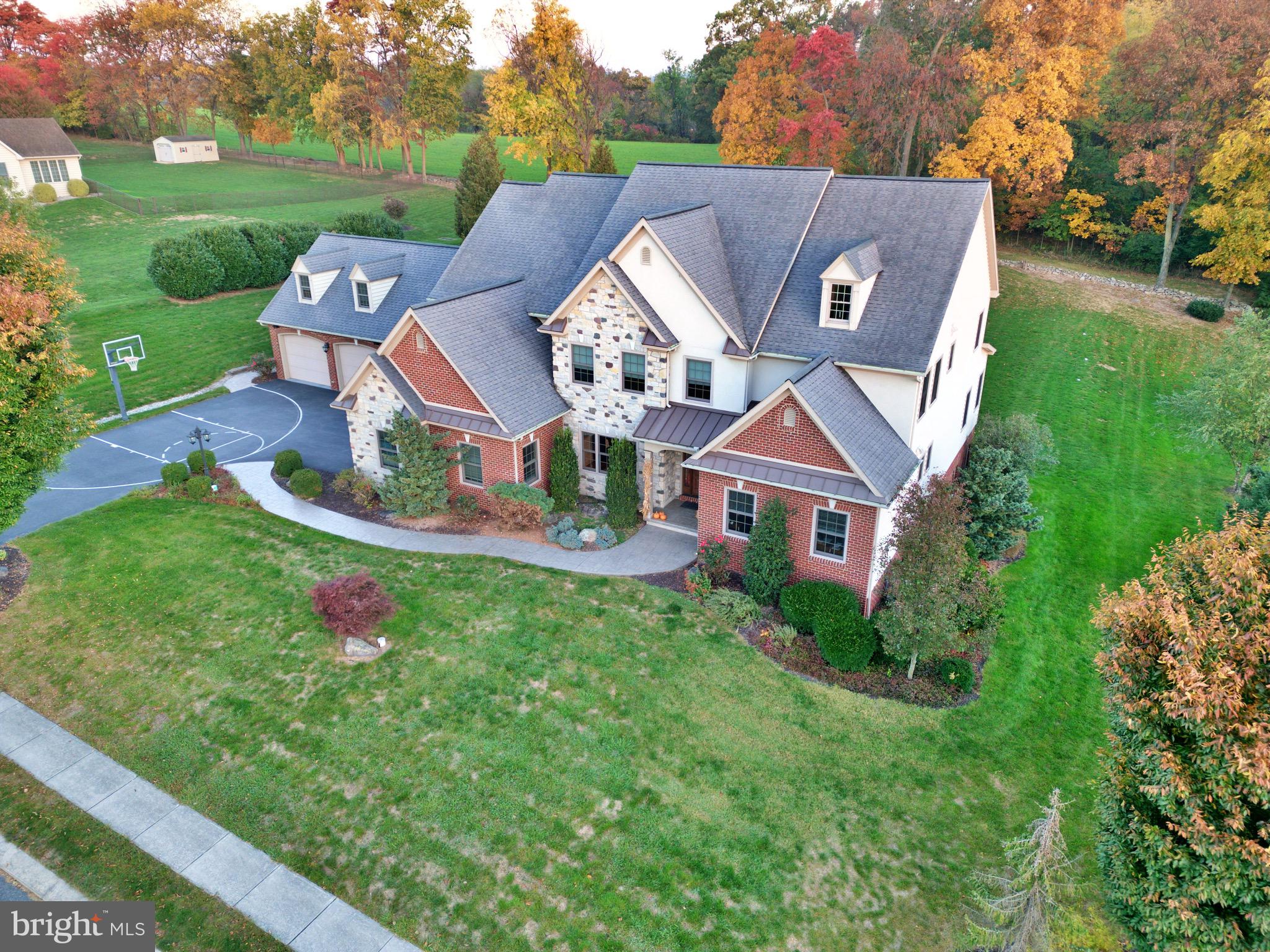 SUMMIT AT STONEMILL - Residential