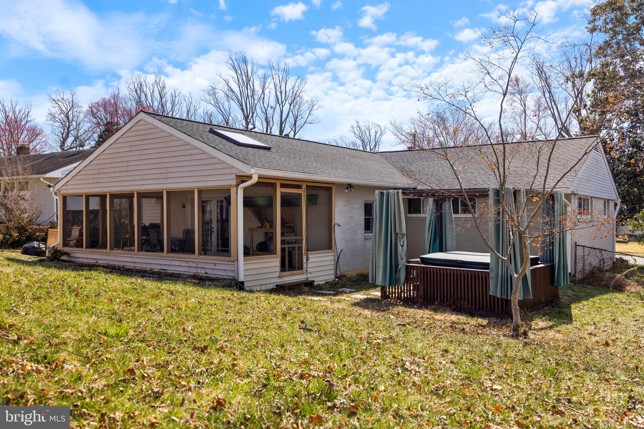 SPRINGFIELD - Residential