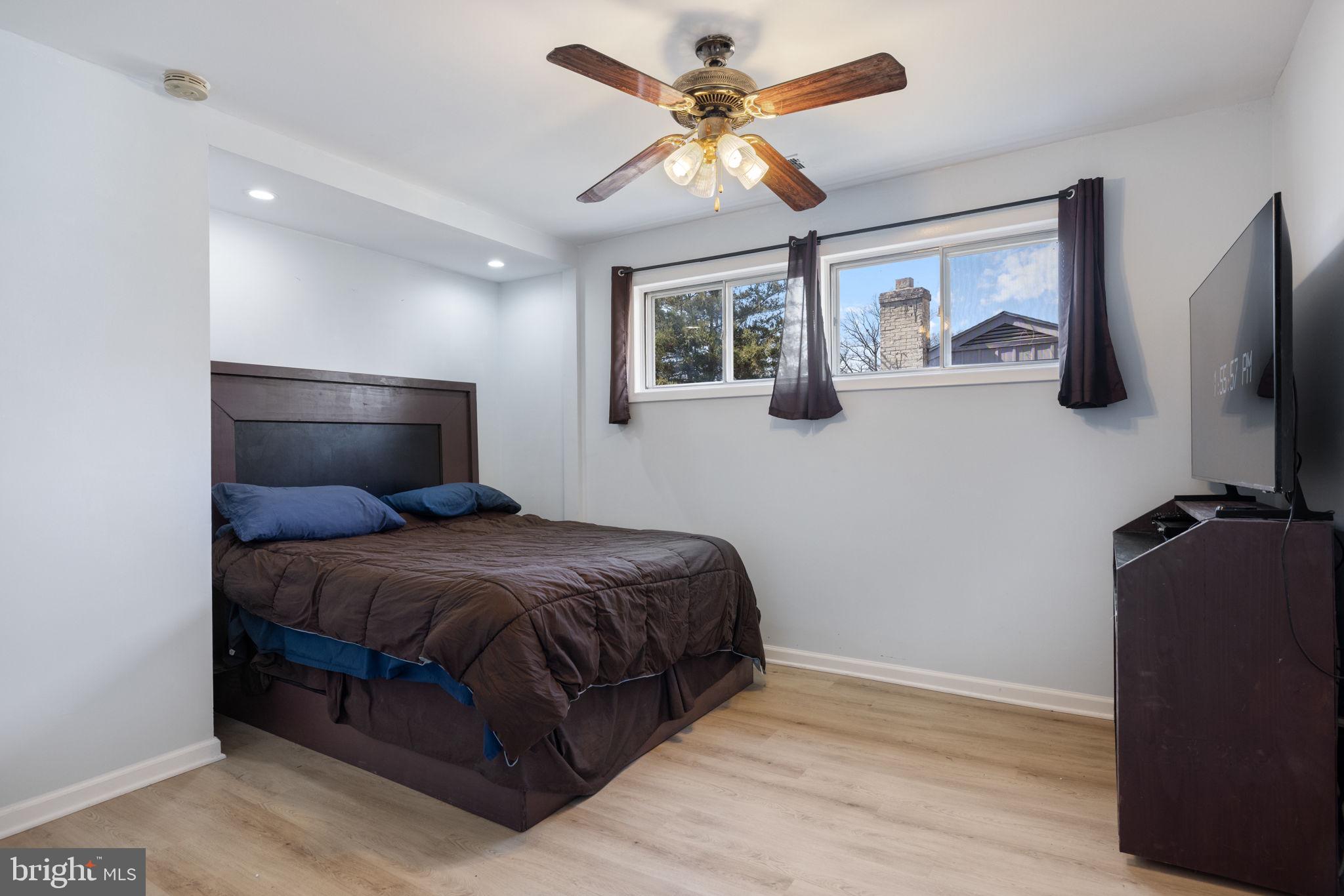 SPRINGFIELD - Residential