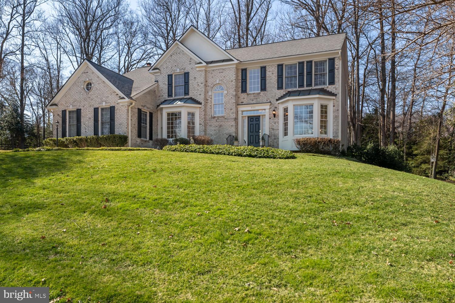TIMBERLAKE ESTATES - Residential