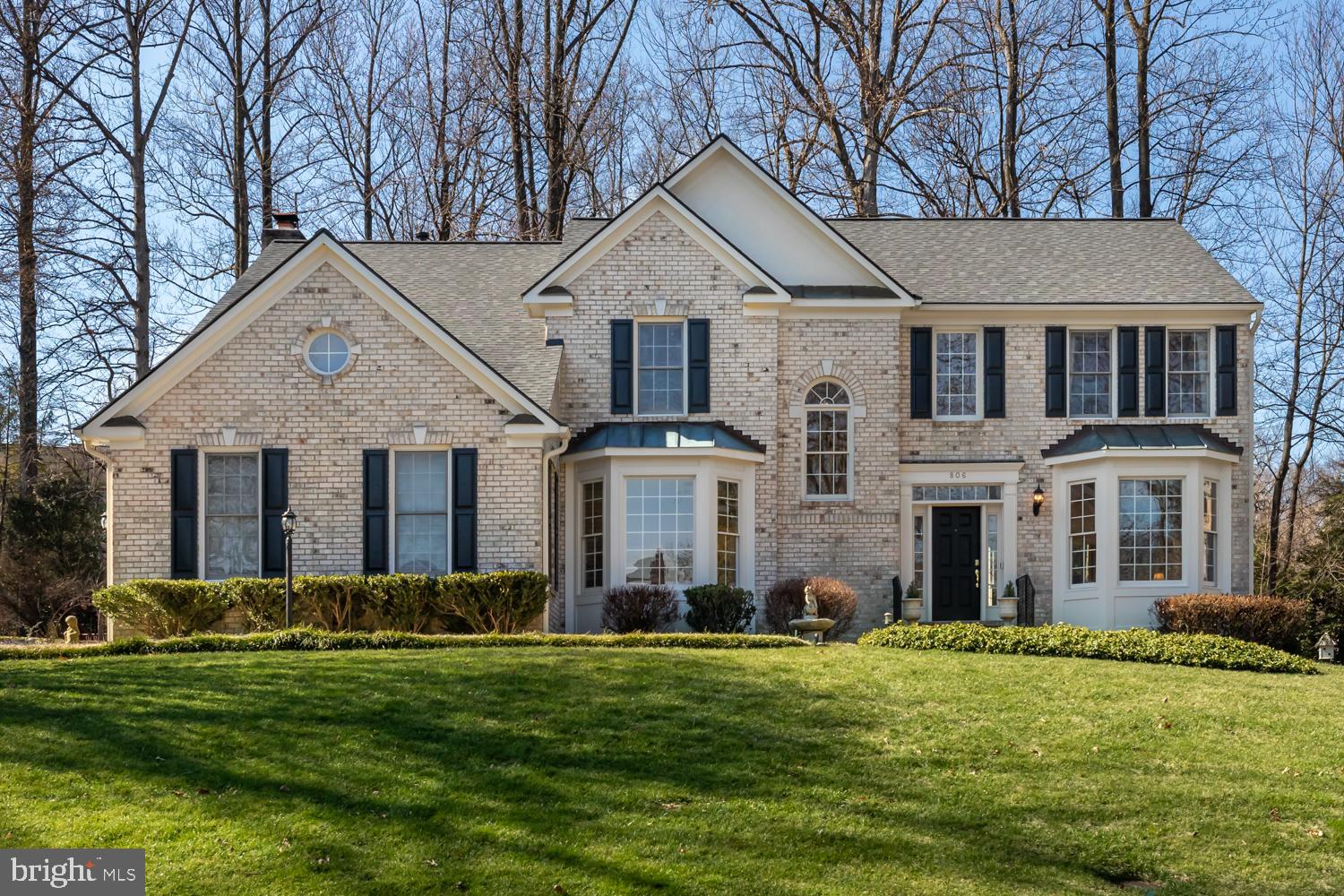 TIMBERLAKE ESTATES - Residential
