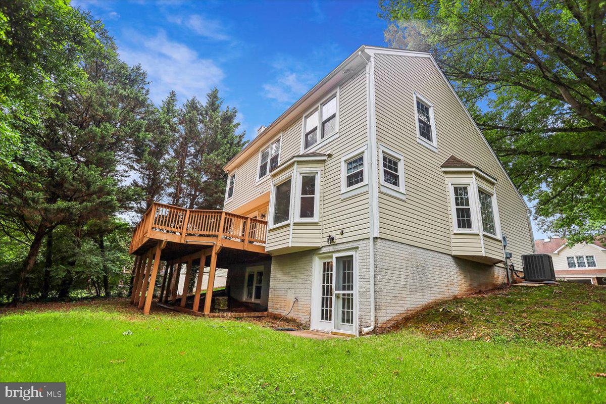 CHANTILLY HIGHLANDS - Residential