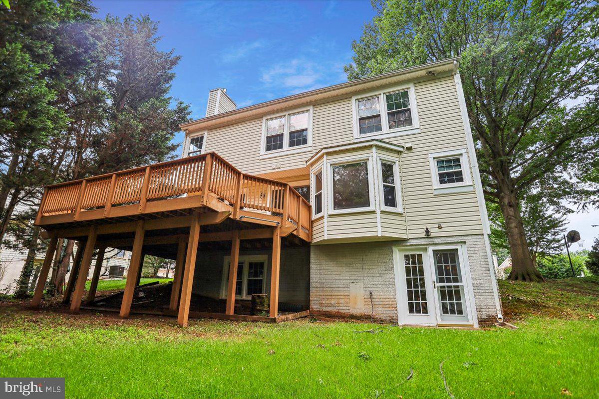CHANTILLY HIGHLANDS - Residential