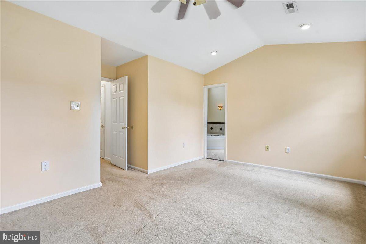 CHANTILLY HIGHLANDS - Residential