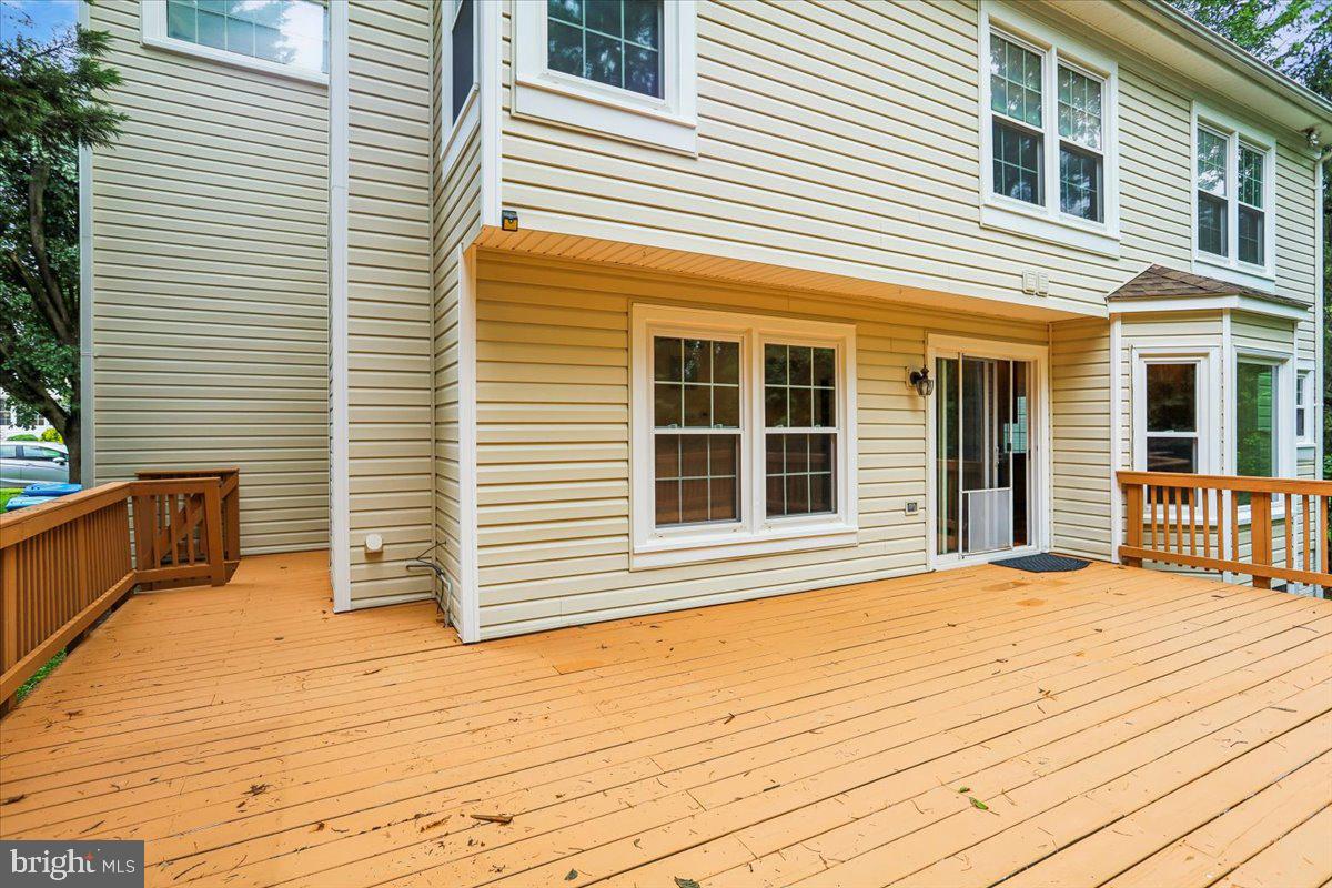 CHANTILLY HIGHLANDS - Residential
