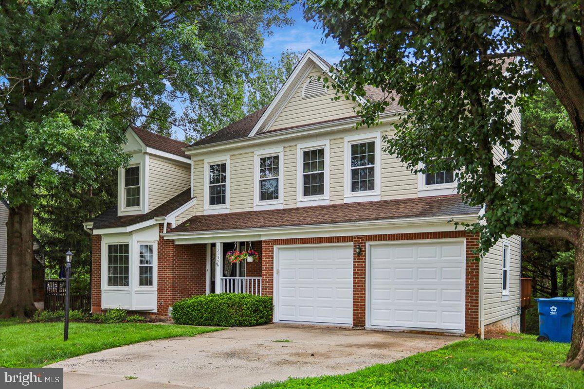 CHANTILLY HIGHLANDS - Residential