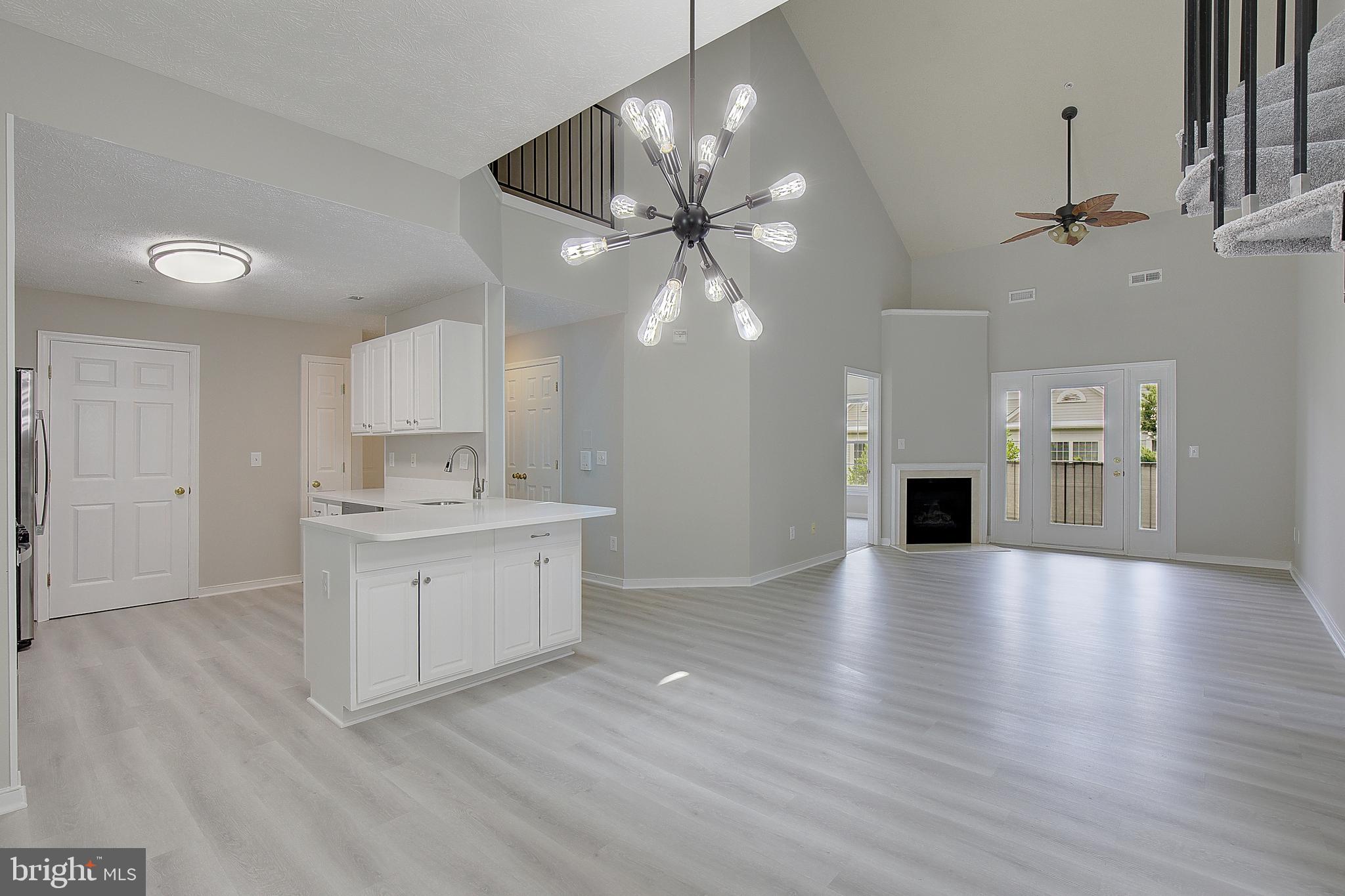 RIVERGATE - Residential