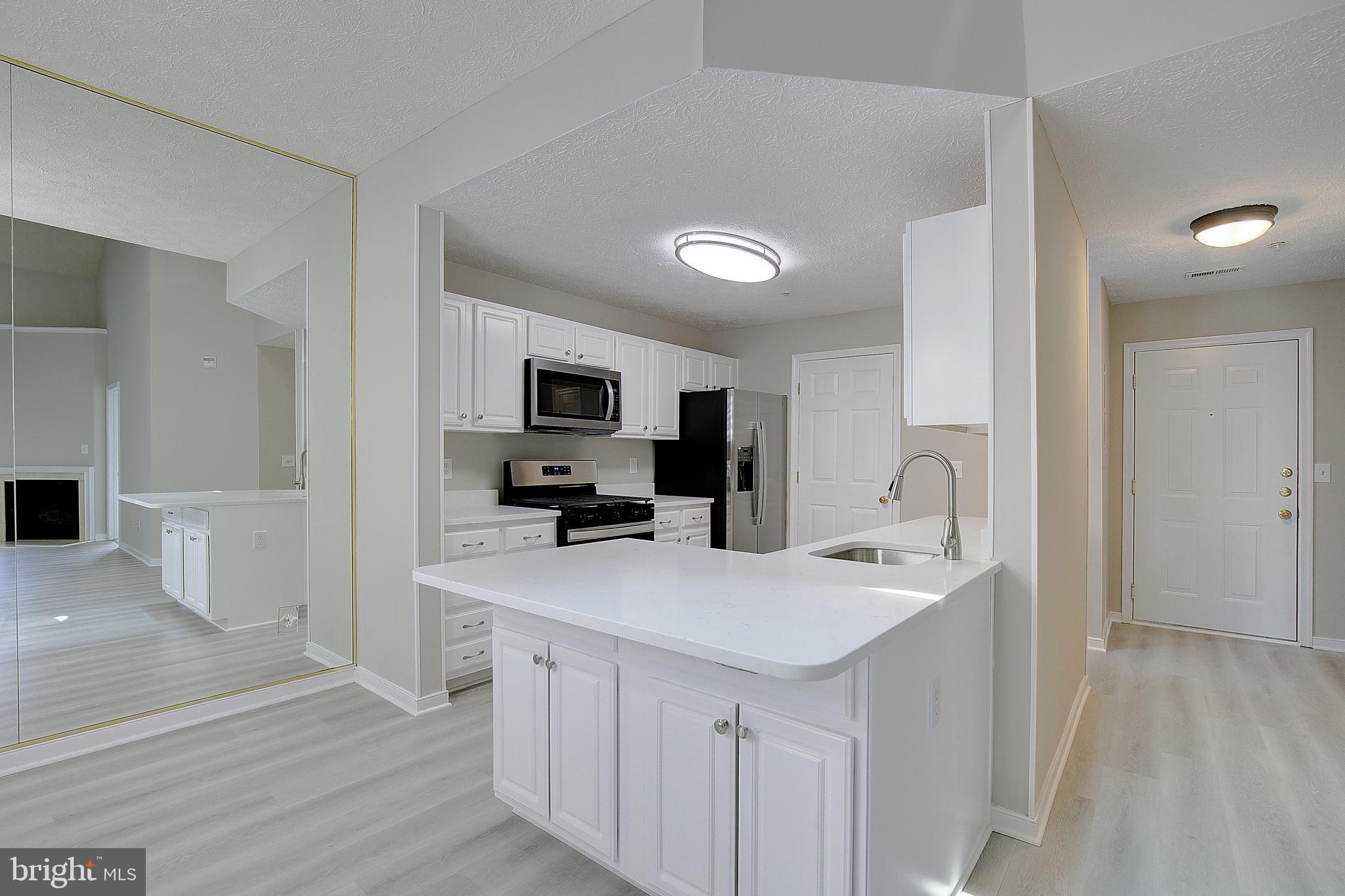 RIVERGATE - Residential