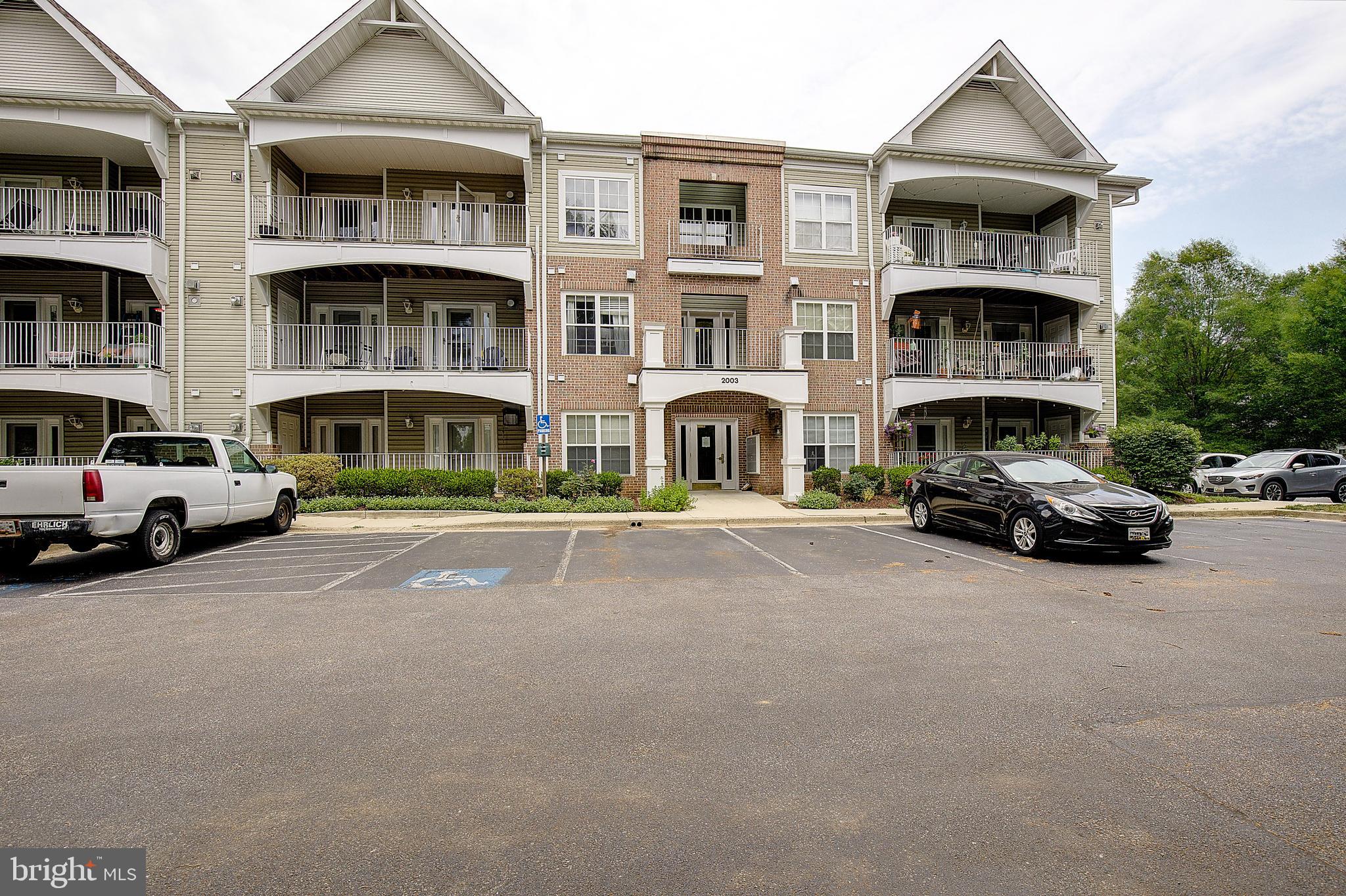 RIVERGATE - Residential