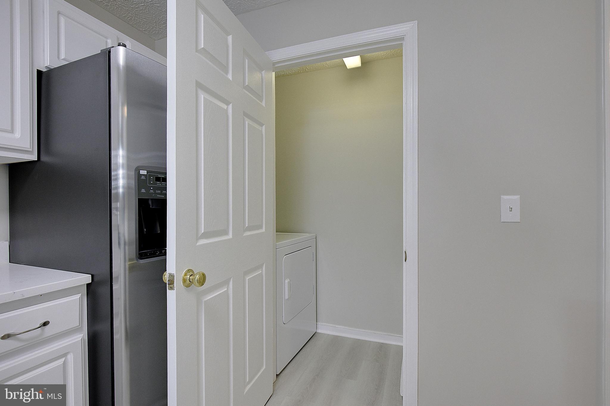 RIVERGATE - Residential