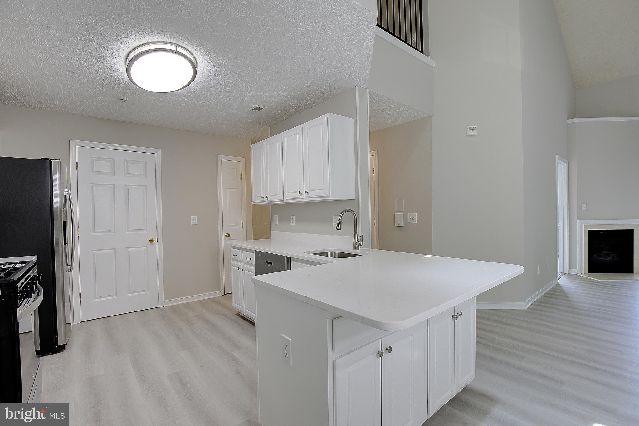 RIVERGATE - Residential