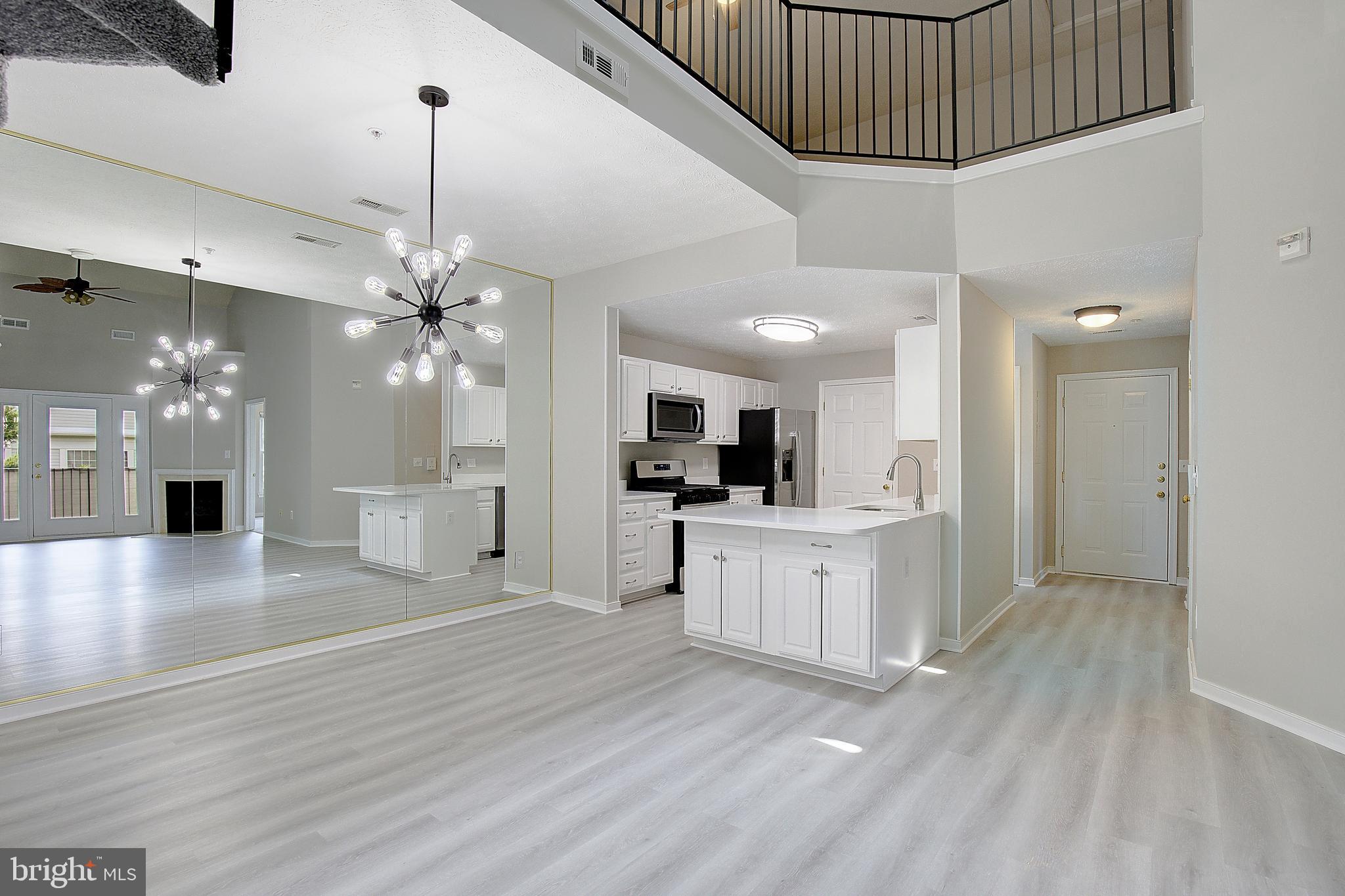 RIVERGATE - Residential