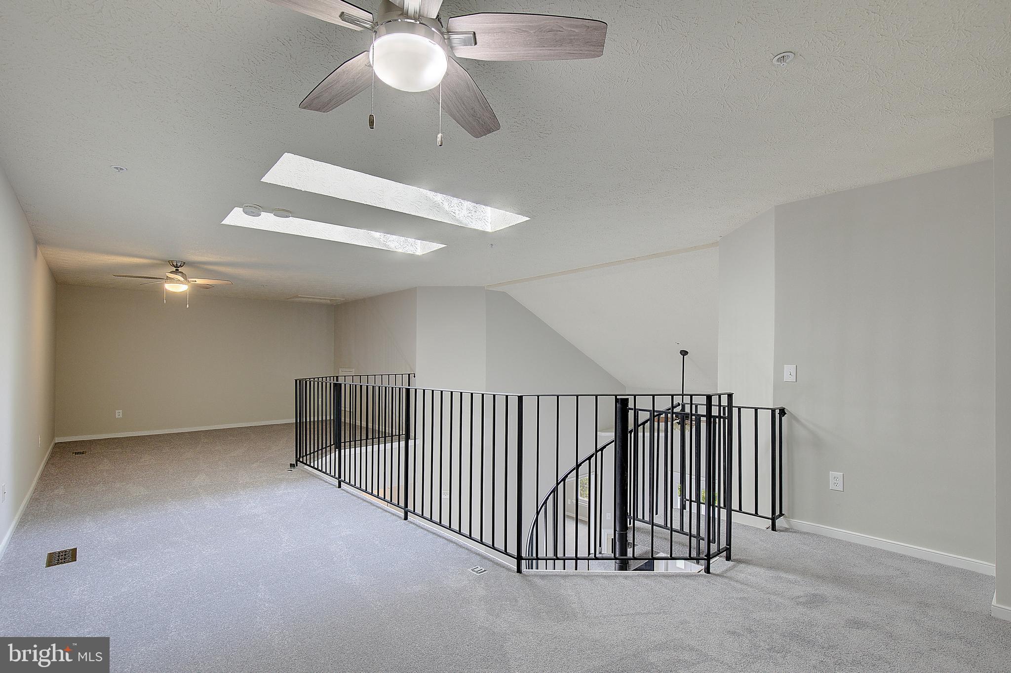 RIVERGATE - Residential