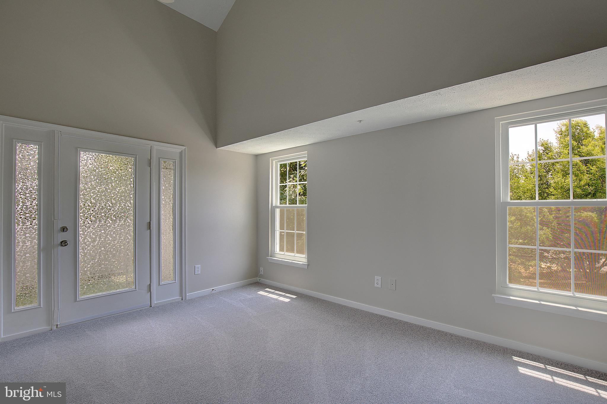 RIVERGATE - Residential