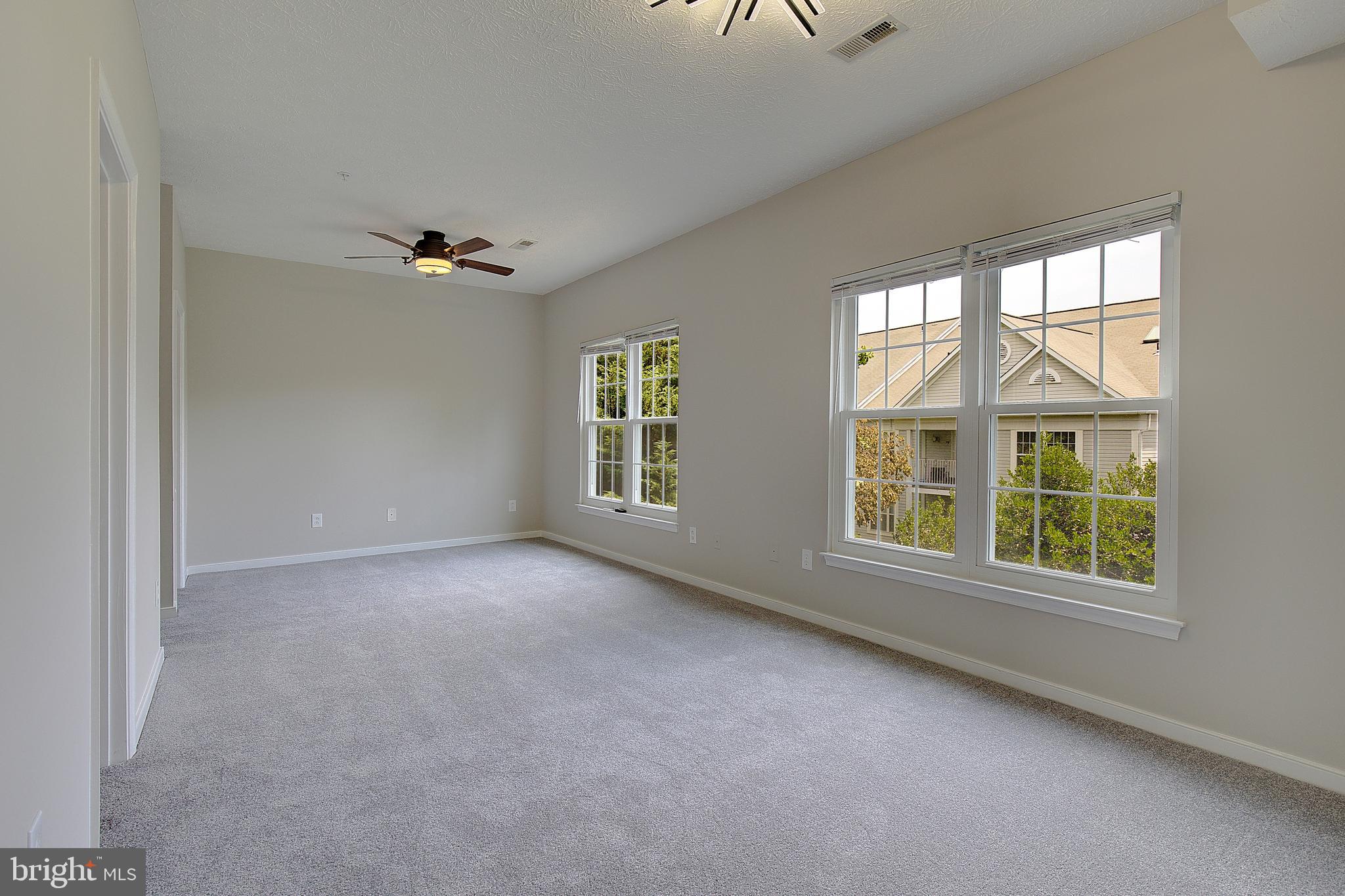 RIVERGATE - Residential