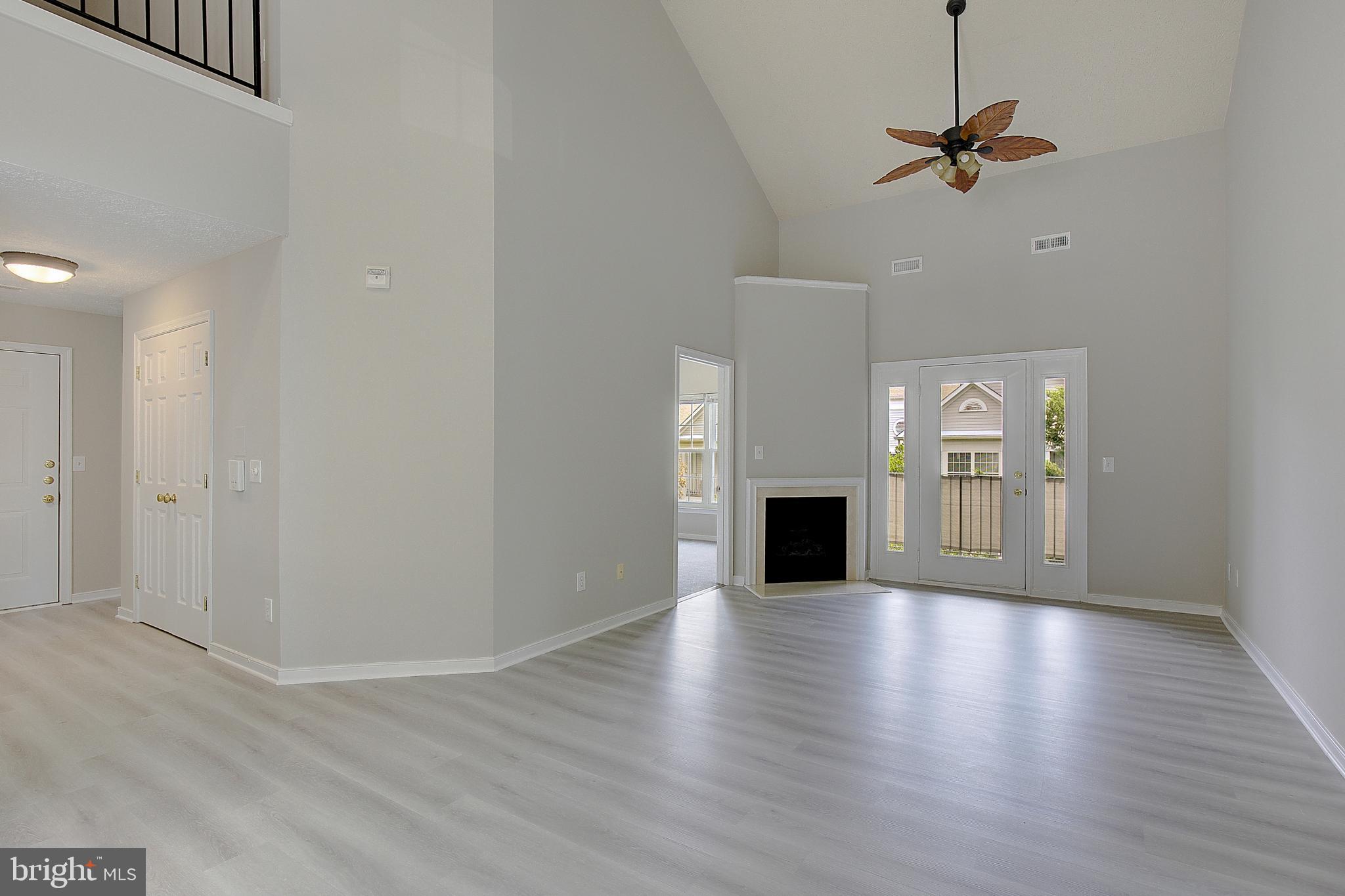 RIVERGATE - Residential