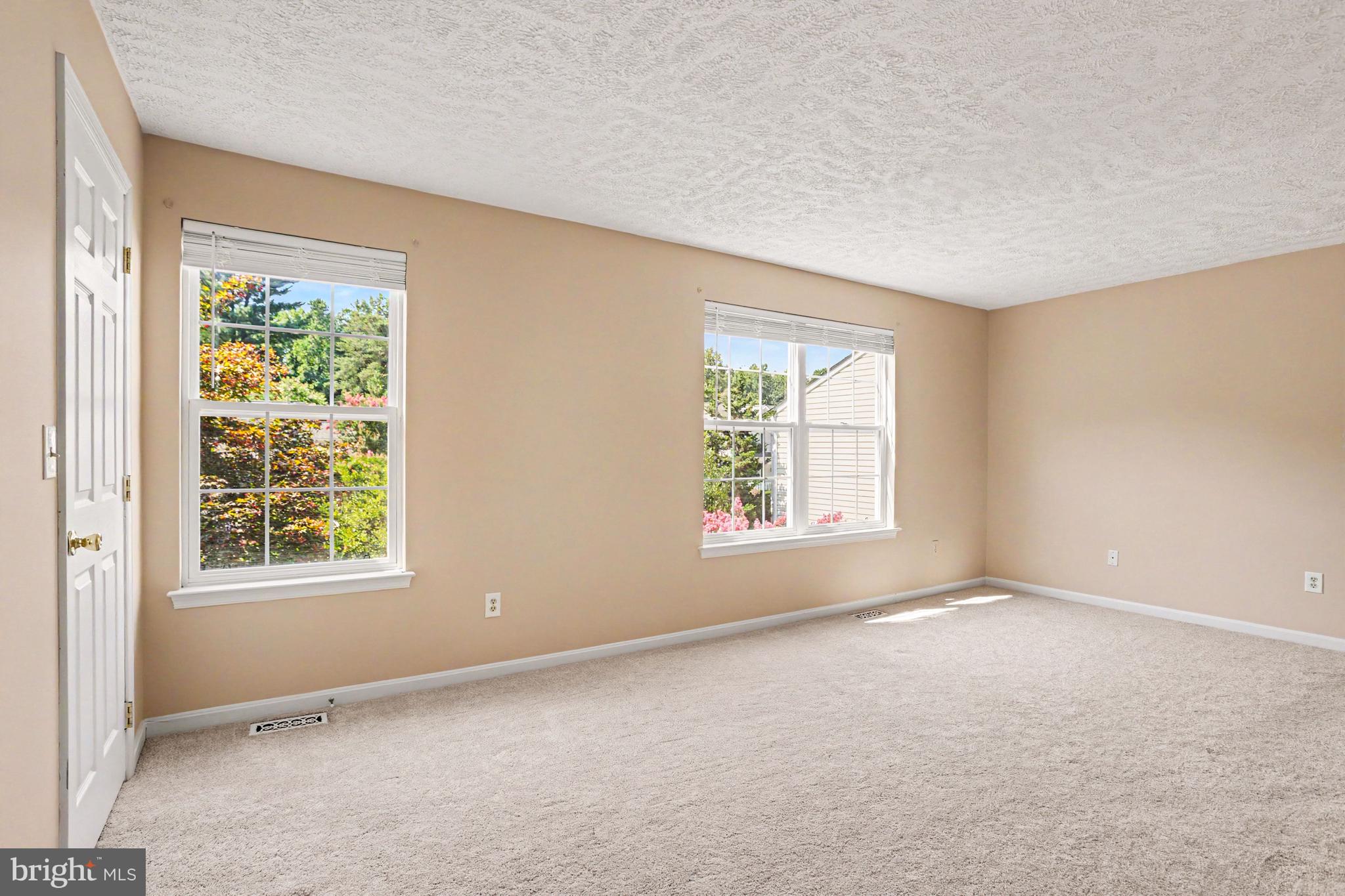BARCROFT - Residential