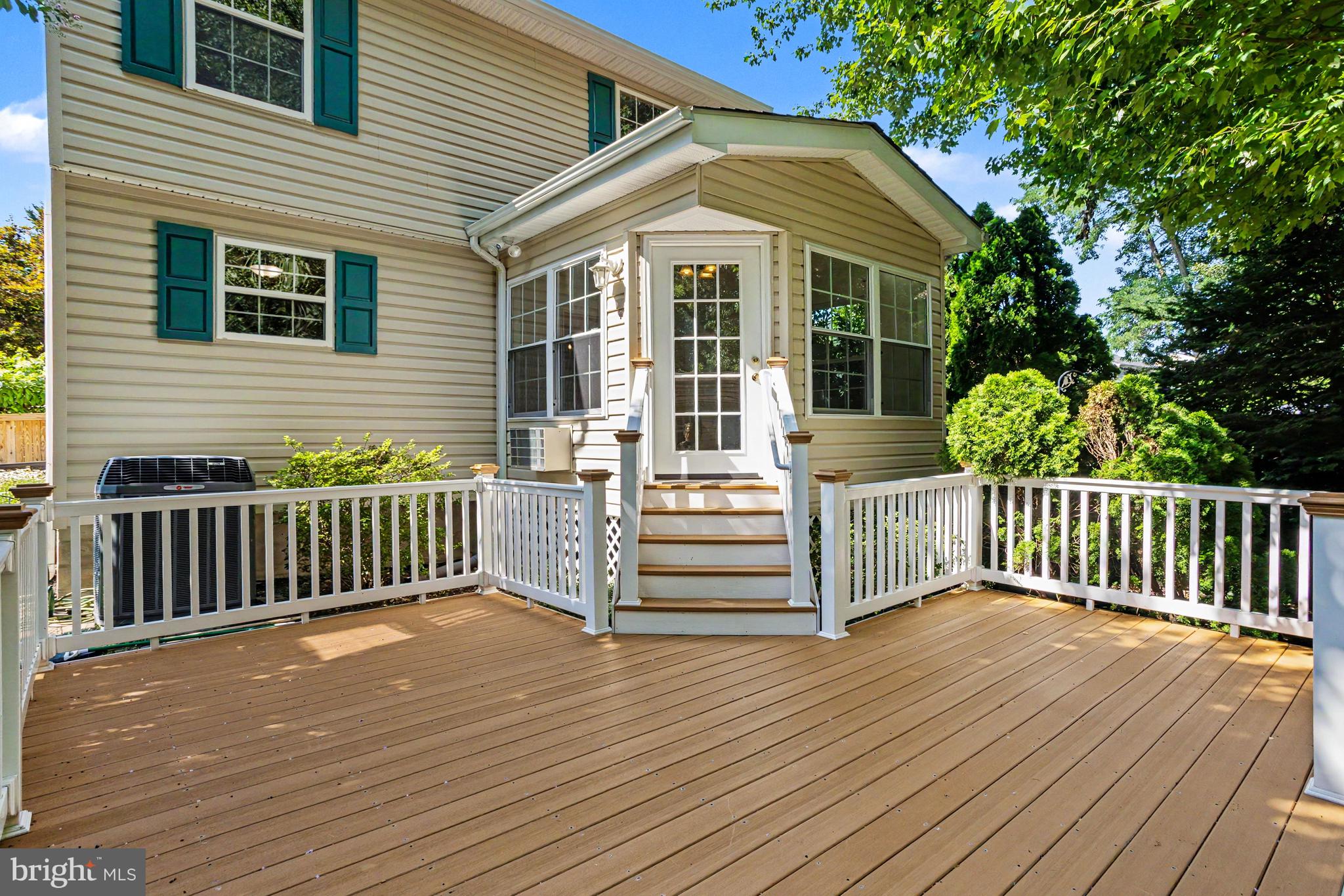 BARCROFT - Residential