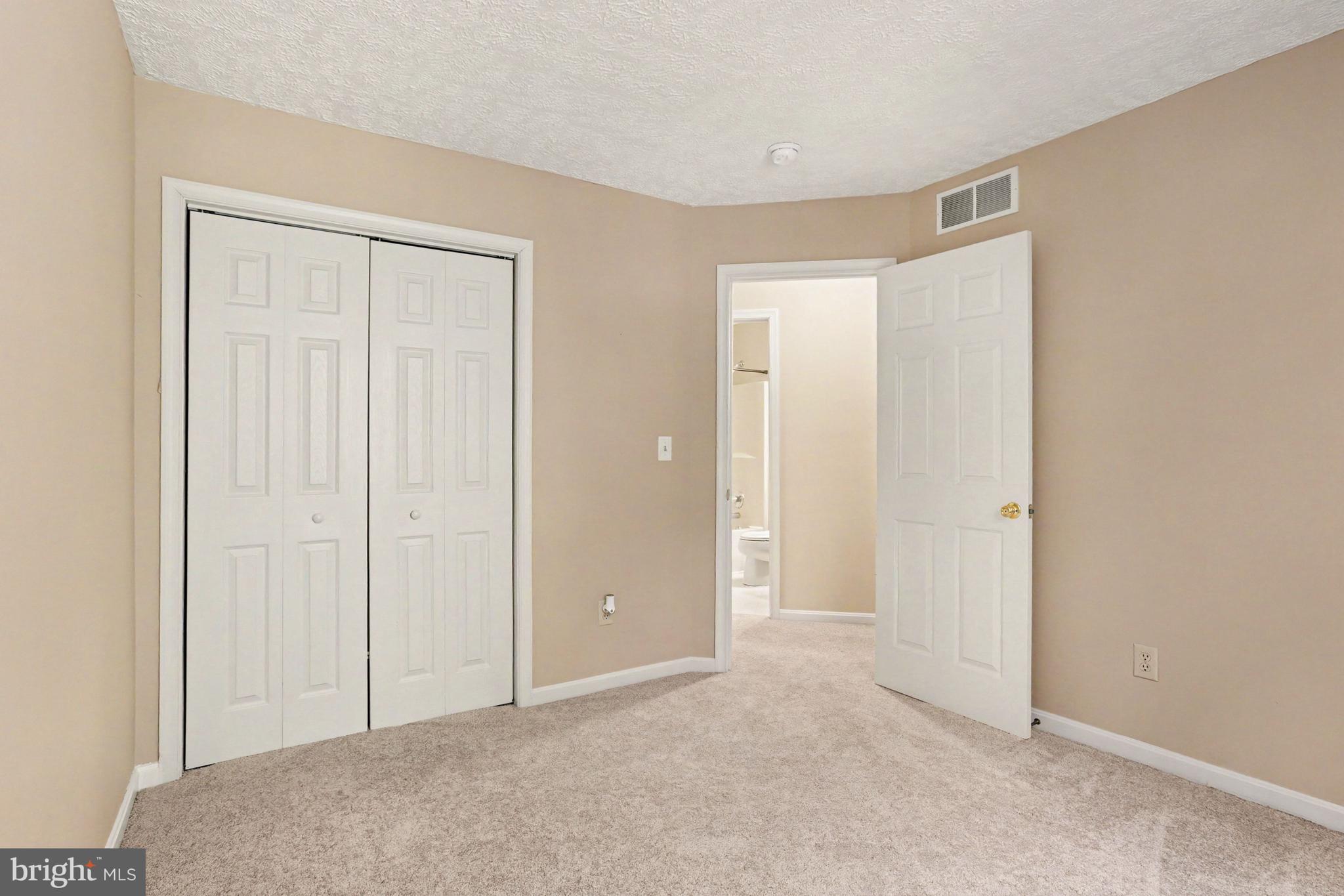 BARCROFT - Residential