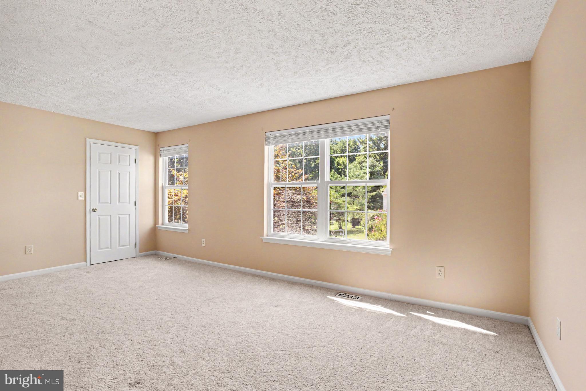 BARCROFT - Residential