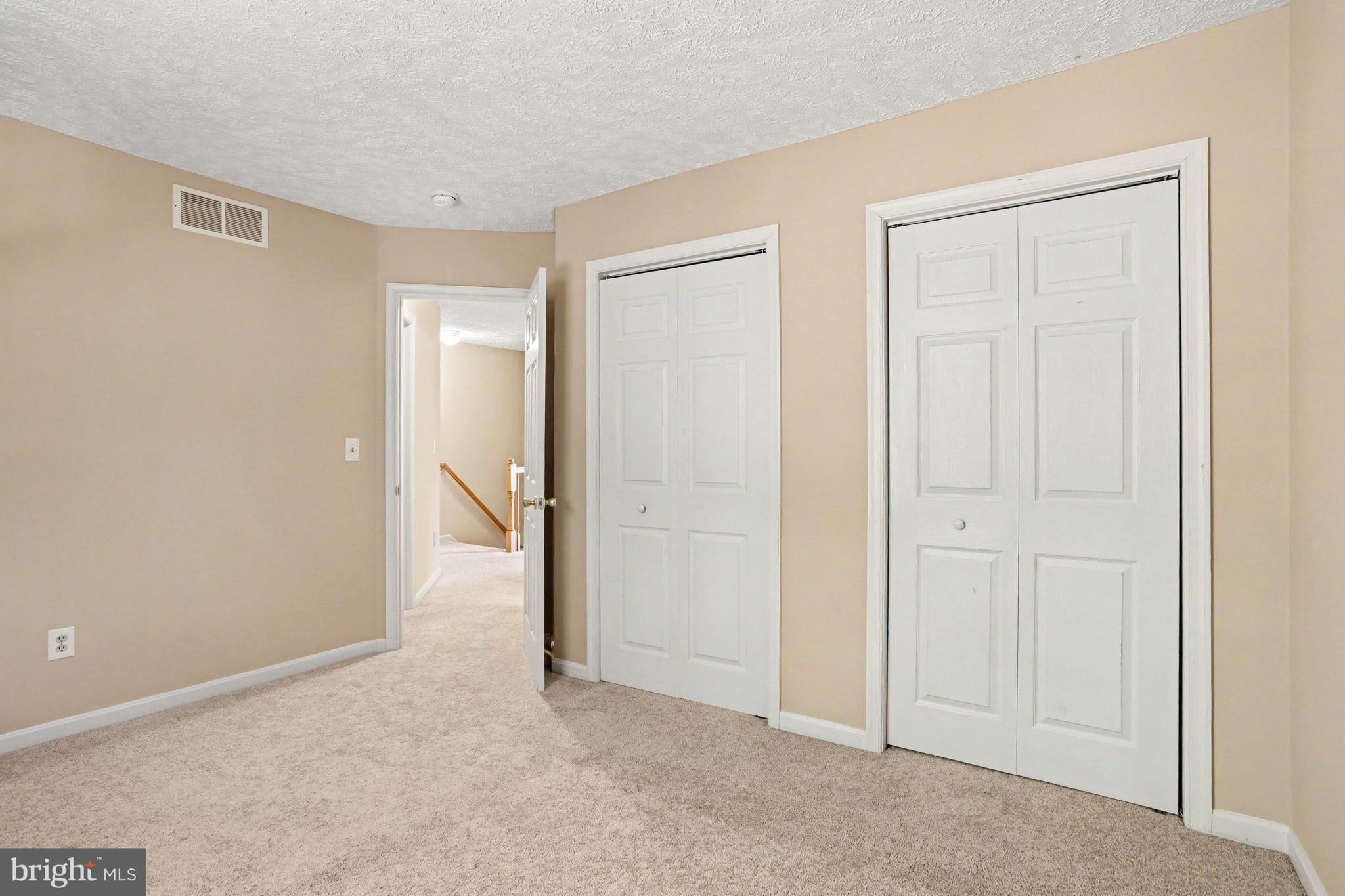 BARCROFT - Residential