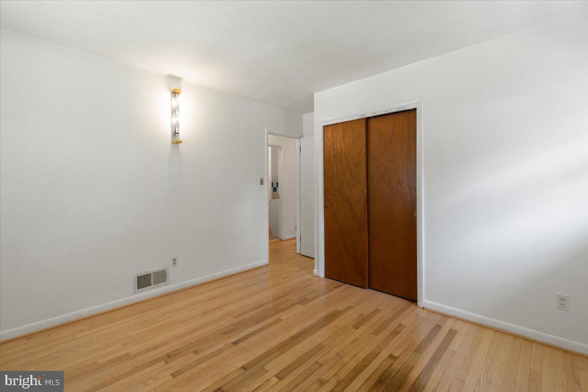 HILLWOOD - Residential