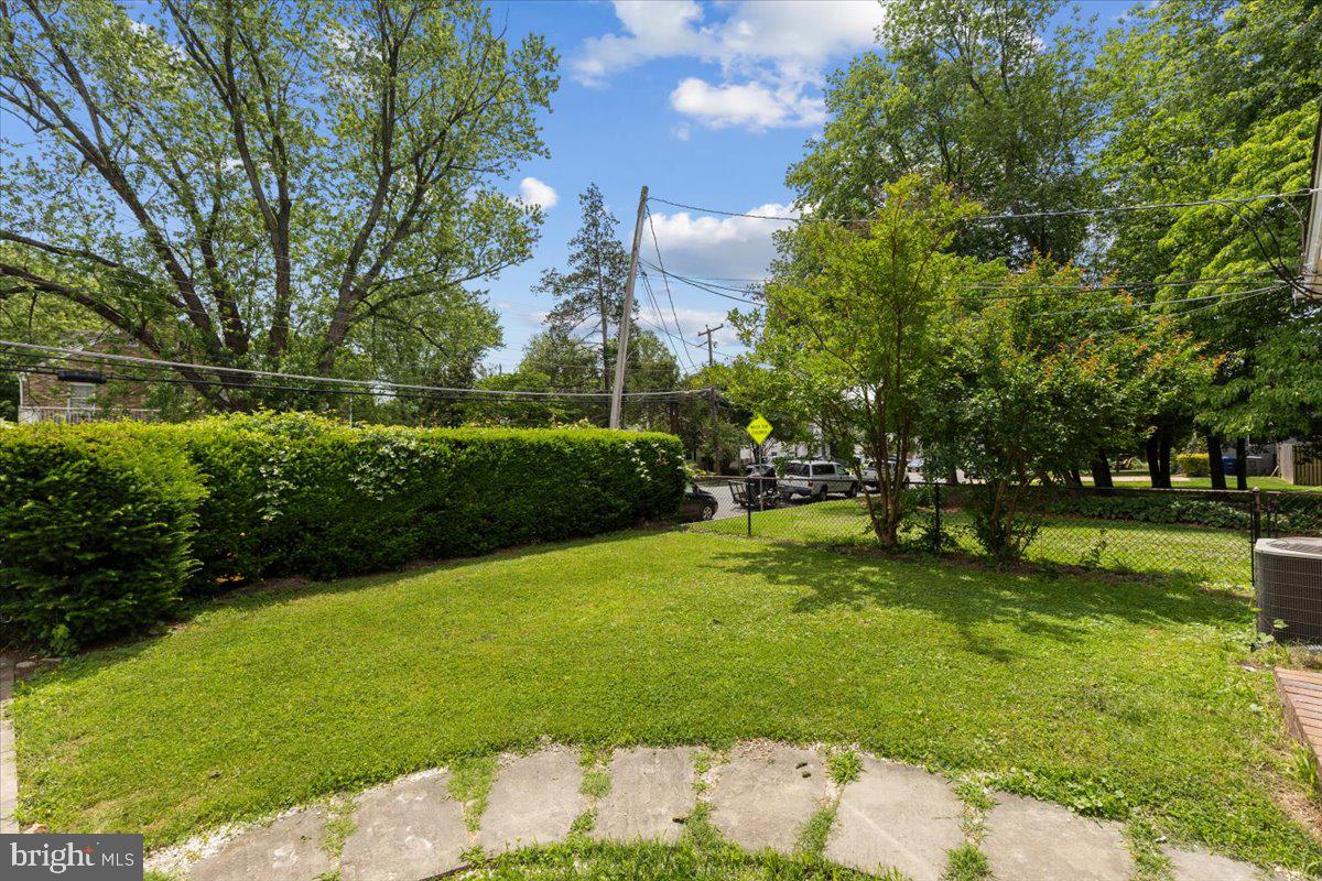 HILLWOOD - Residential