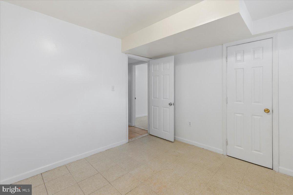 HILLWOOD - Residential