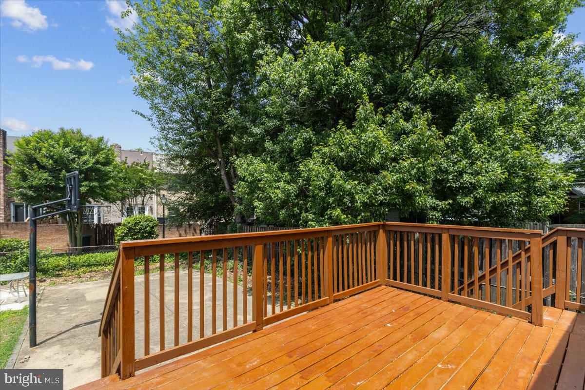 HILLWOOD - Residential
