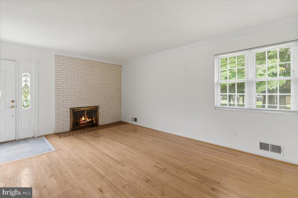 HILLWOOD - Residential