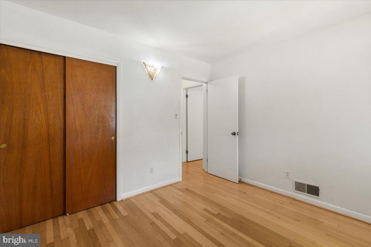 HILLWOOD - Residential