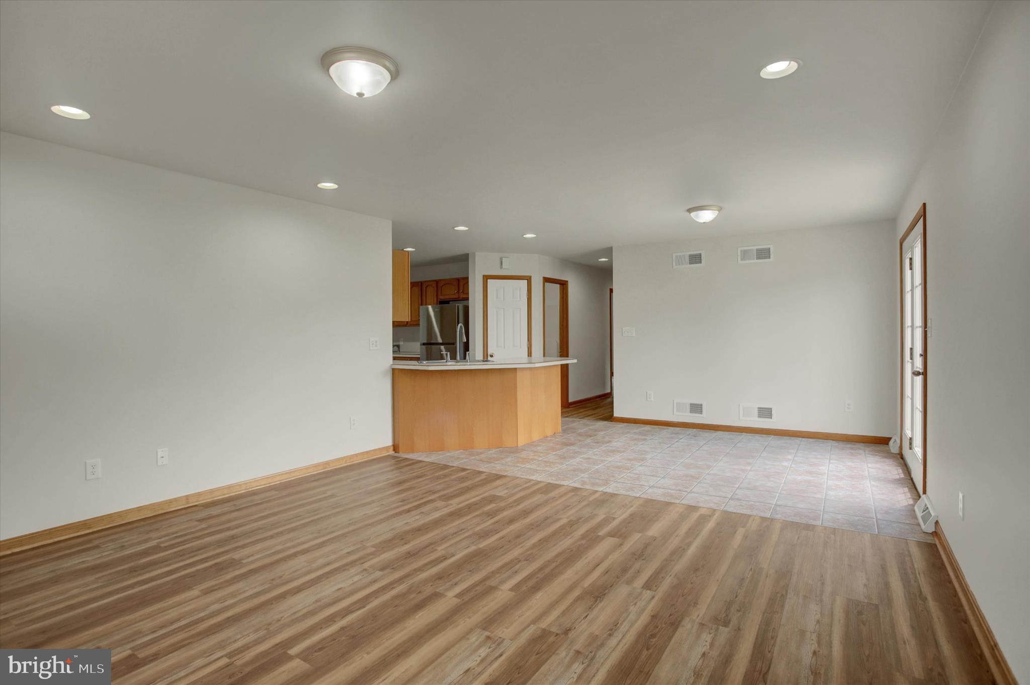 SHADOW CREEK - Residential