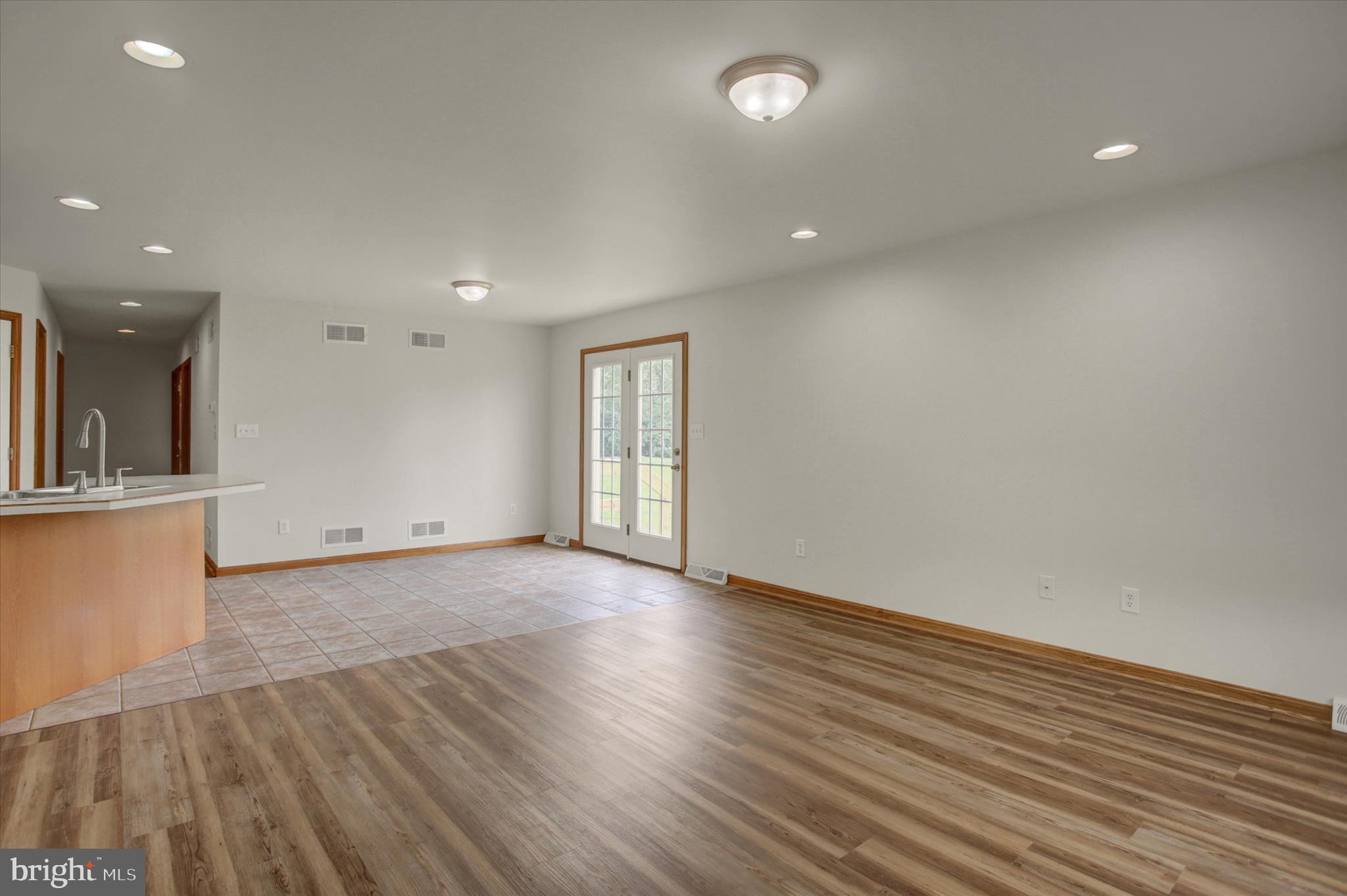 SHADOW CREEK - Residential