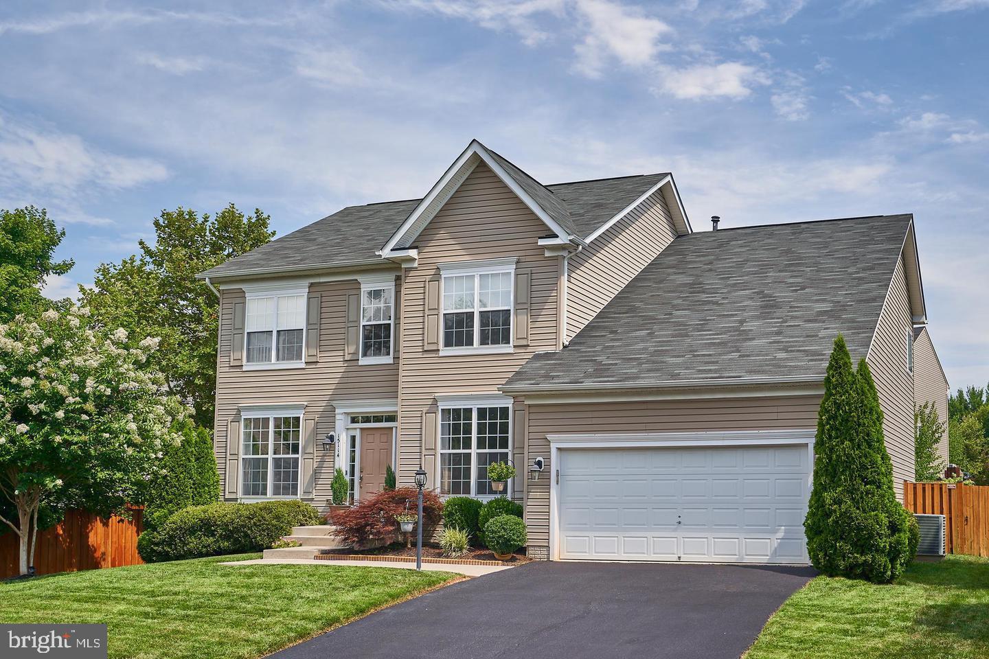 HOPEWELLS LANDING - Residential Lease