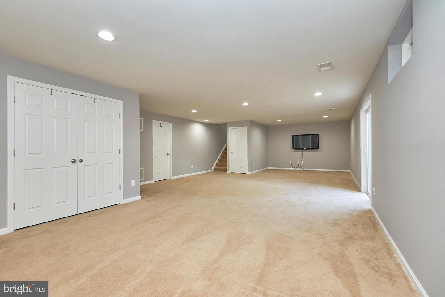 HOPEWELLS LANDING - Residential Lease