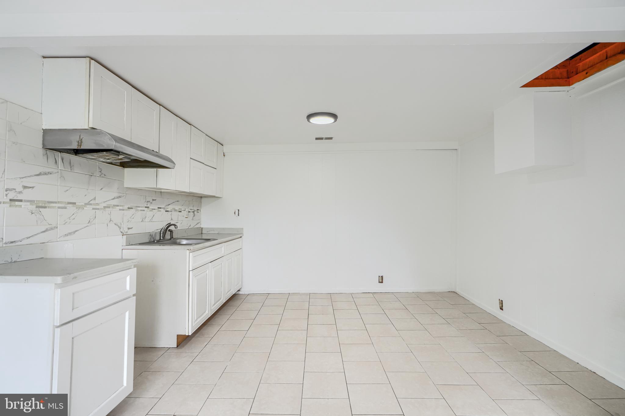 ROSEDALE - Residential