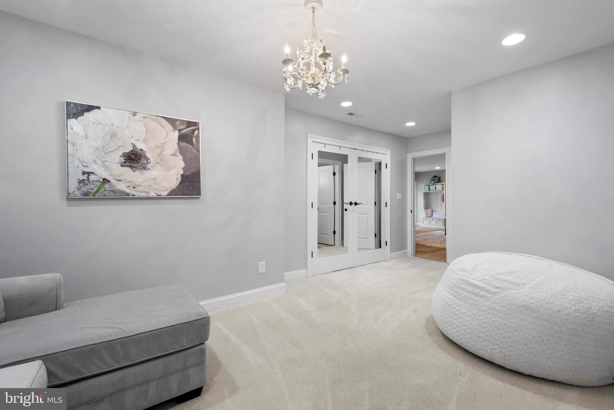 GLEN MILL VILLAGE - Residential