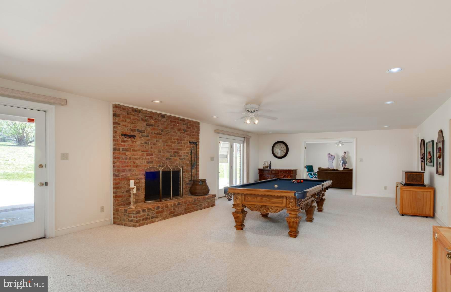 CLIFTON HILL - Residential