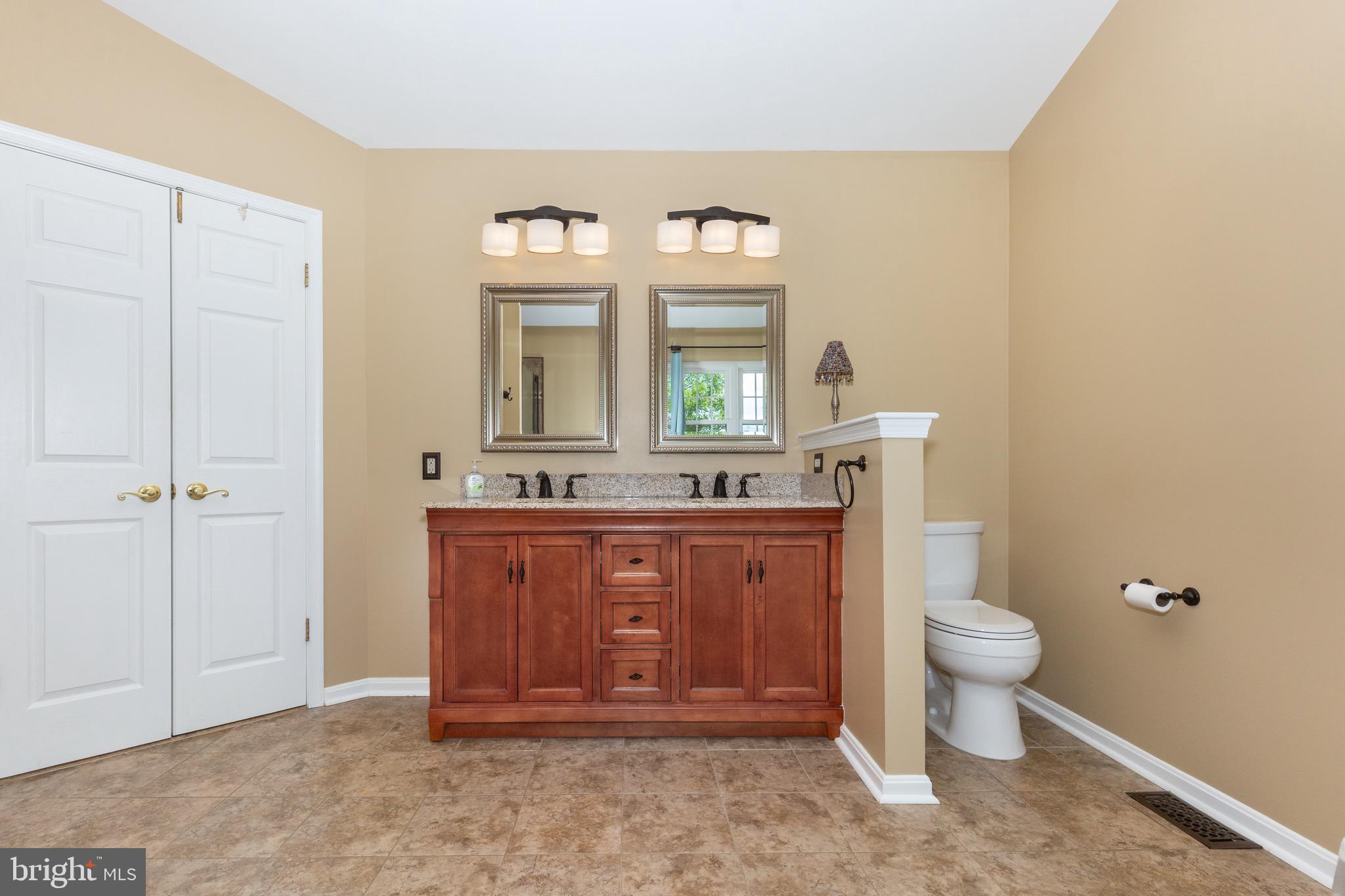 EAGLEVIEW ESTATES - Residential