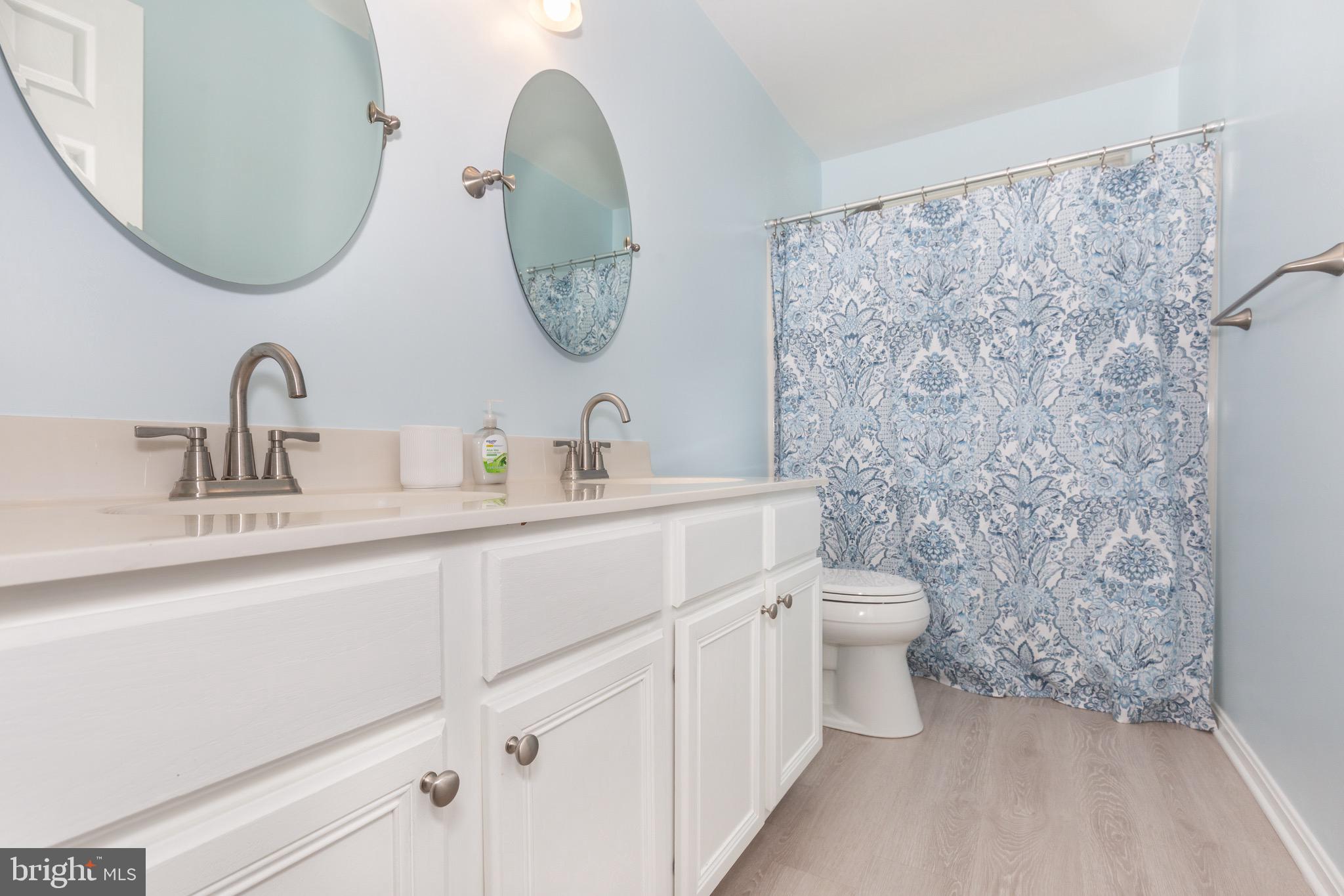EAGLEVIEW ESTATES - Residential