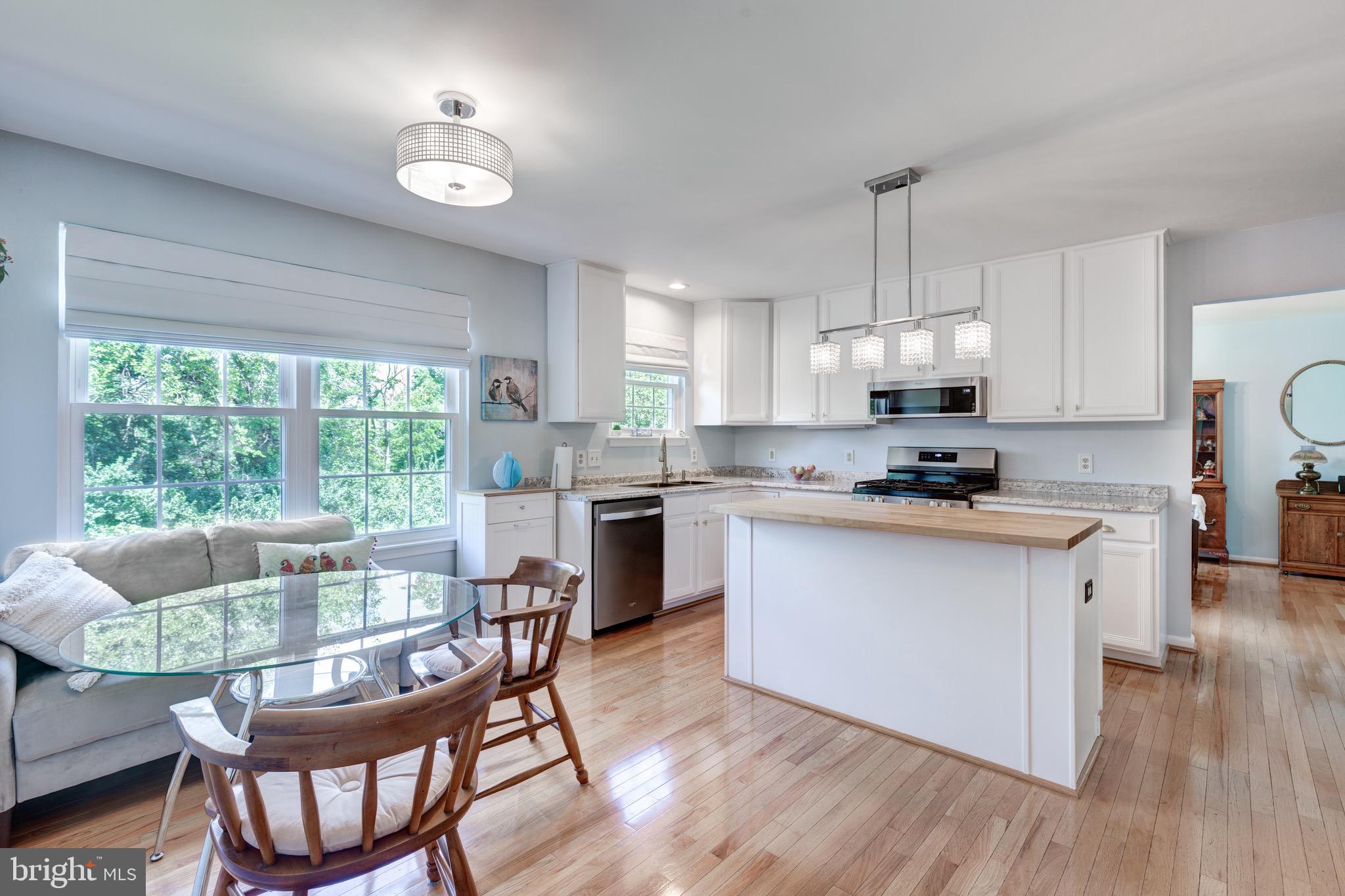 EAGLEVIEW ESTATES - Residential
