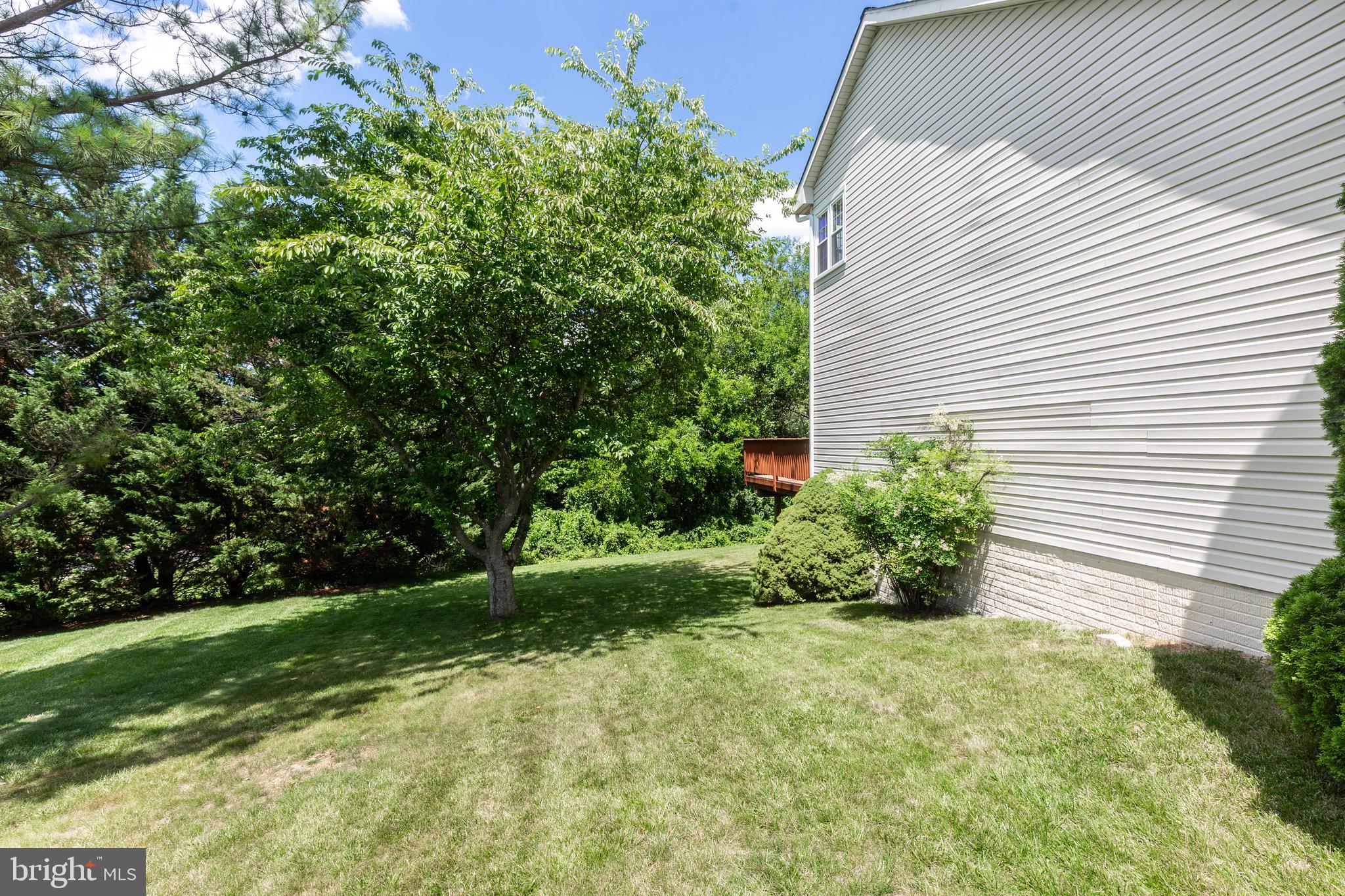 EAGLEVIEW ESTATES - Residential